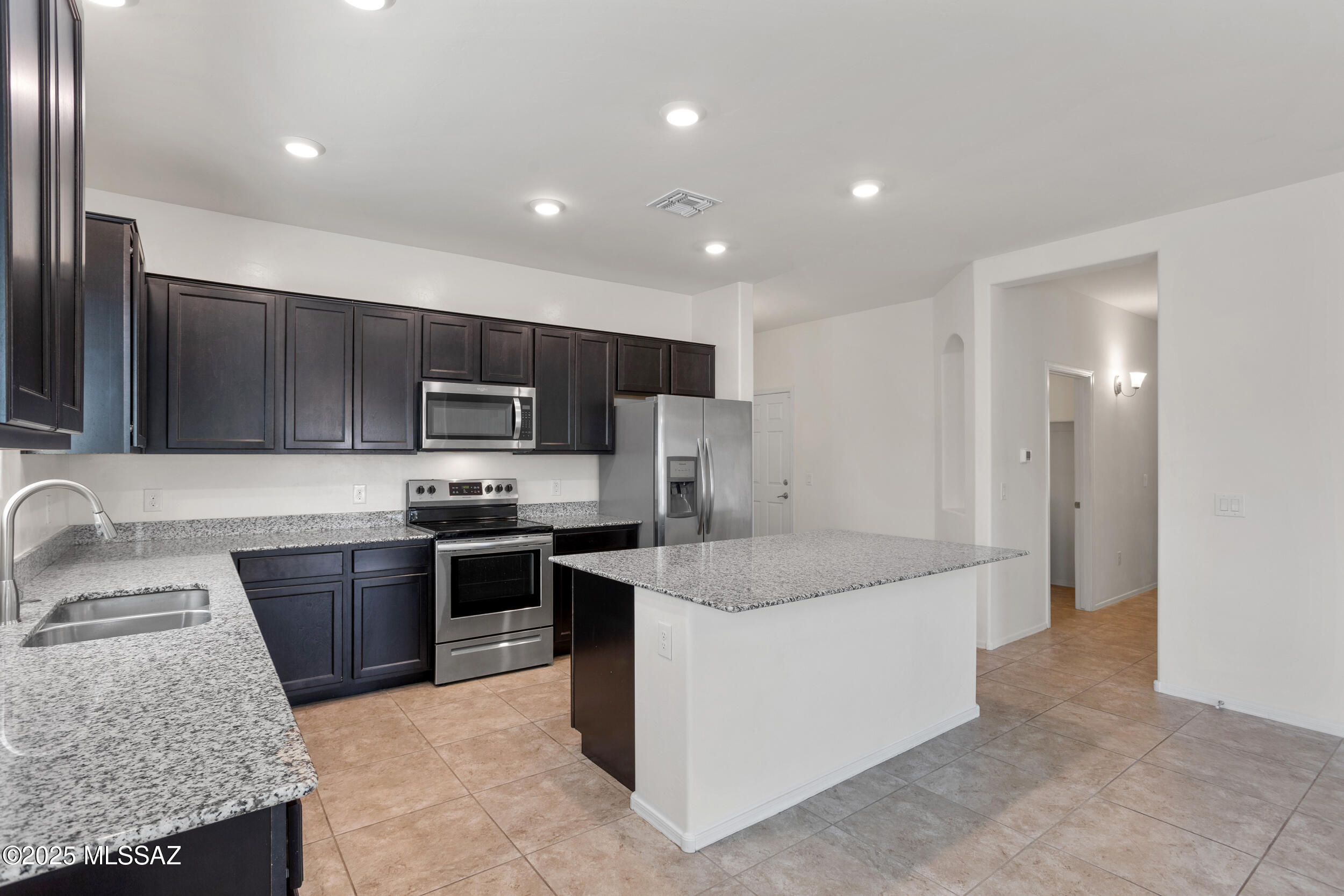 Saguaro Bloom Block 3 - Residential