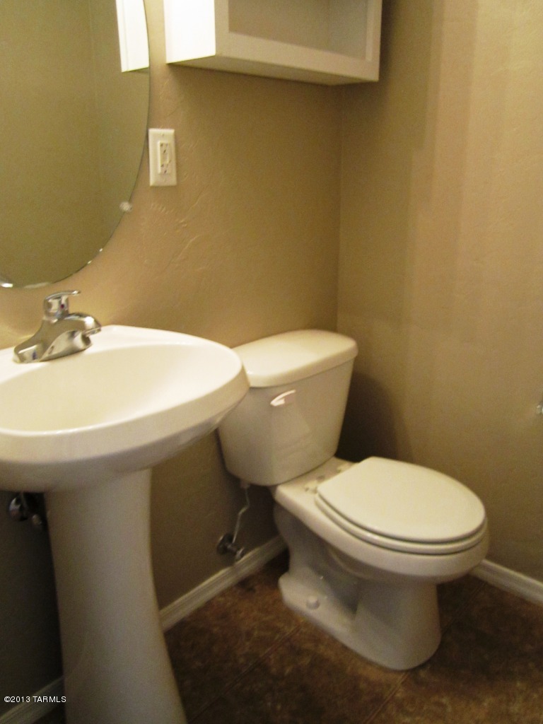Villa Venice Condos - Residential Lease