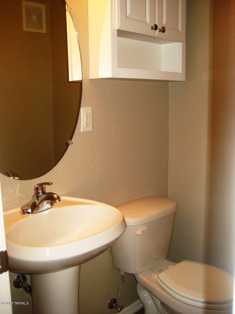 Villa Venice Condos - Residential Lease