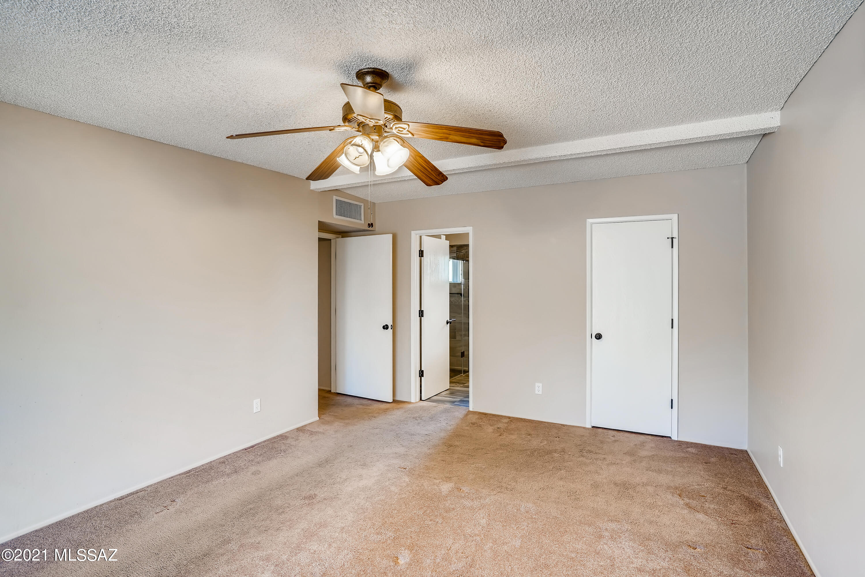 Leonardo Estates (1-49) - Residential