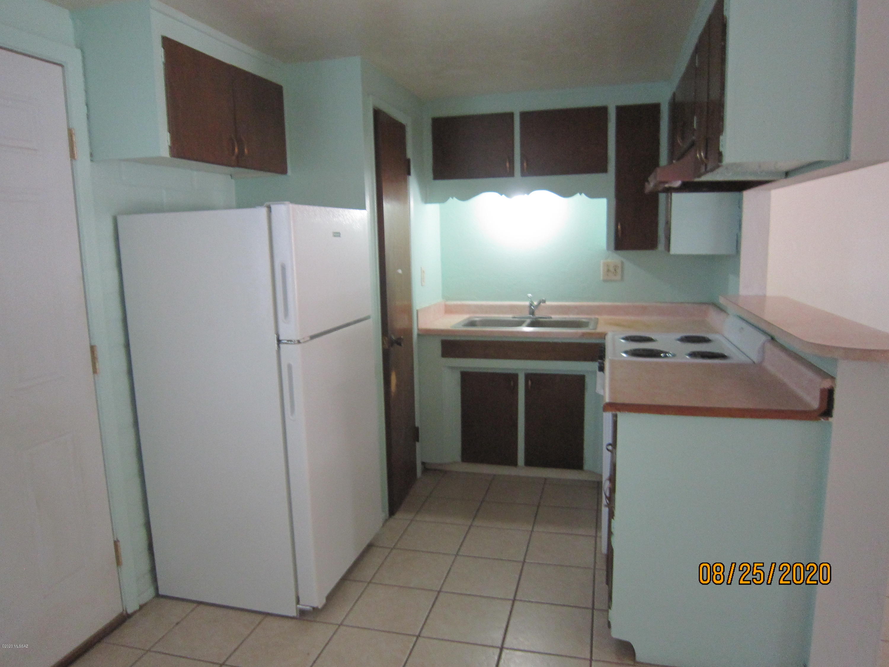 Parkmore Addition (1-20) - Residential Lease