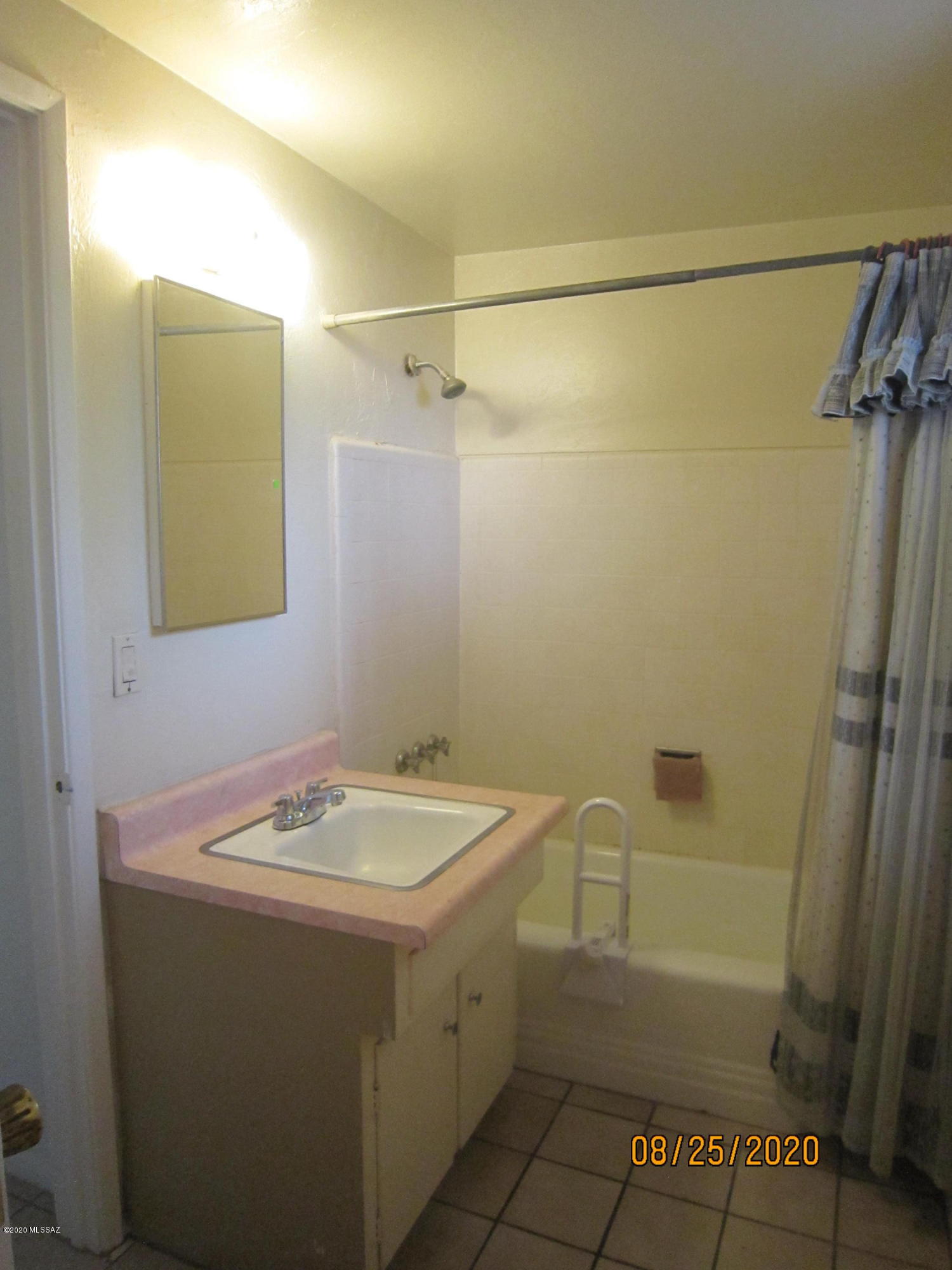 Parkmore Addition (1-20) - Residential Lease