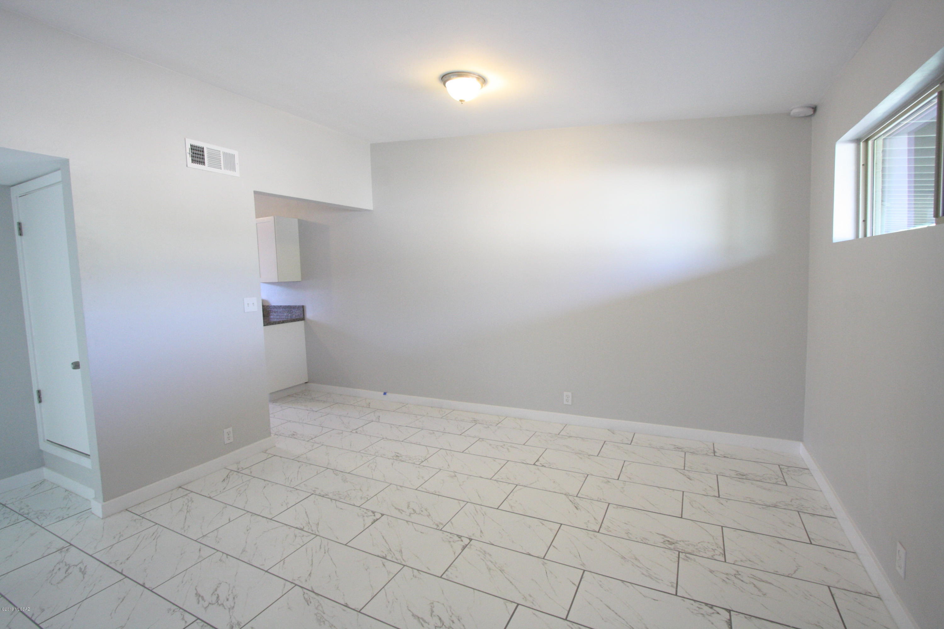 Lincoln Park - Residential Lease