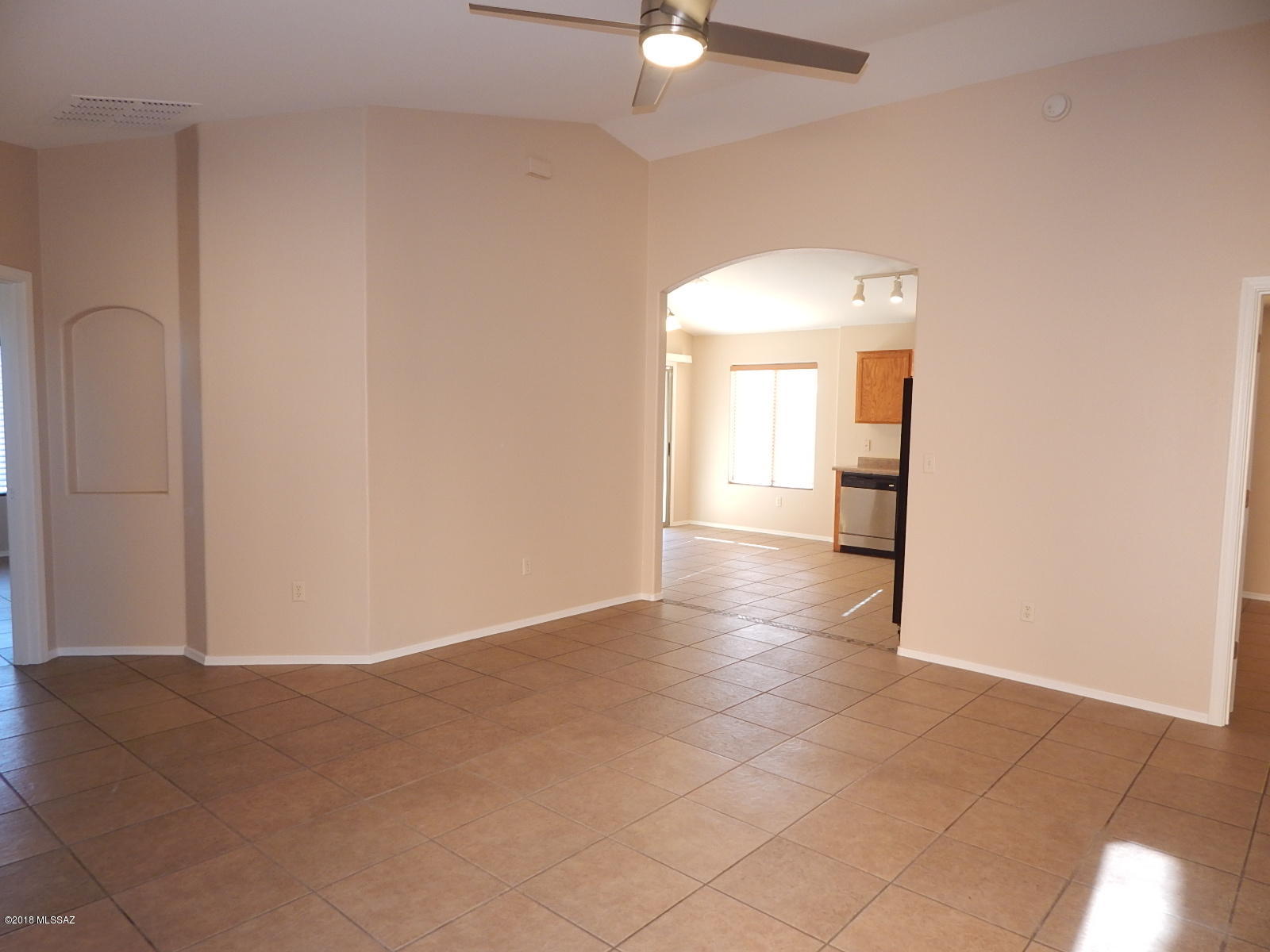 Tres Pueblos - Residential Lease