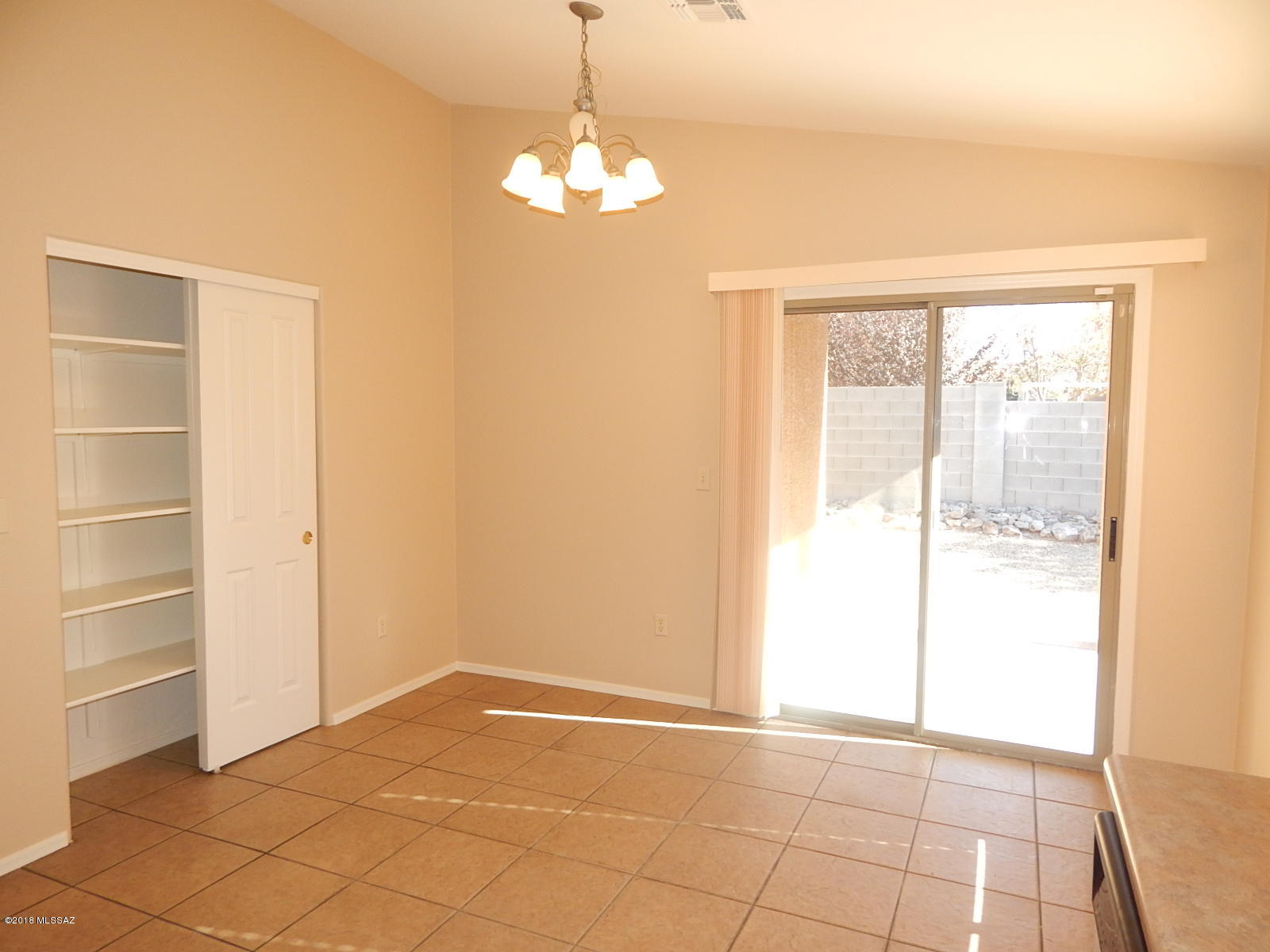 Tres Pueblos - Residential Lease