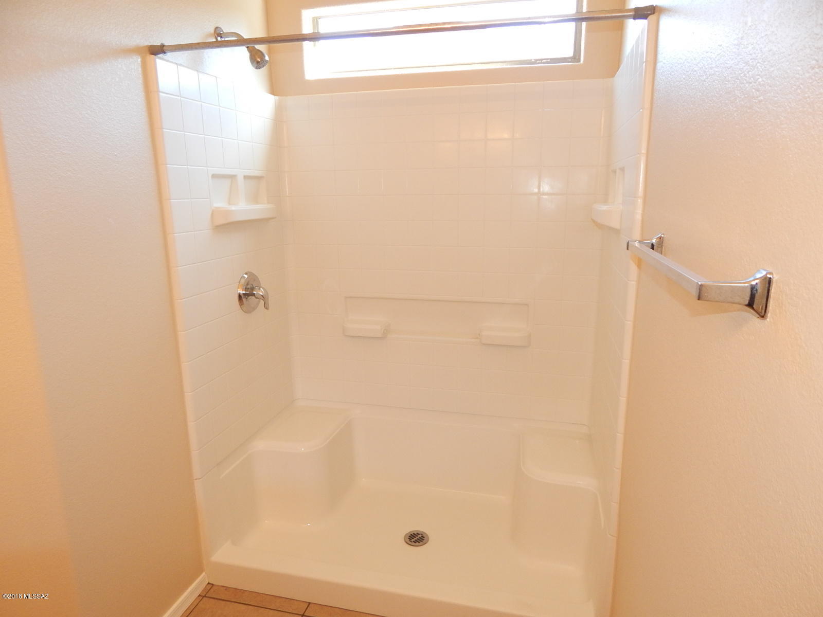 Tres Pueblos - Residential Lease