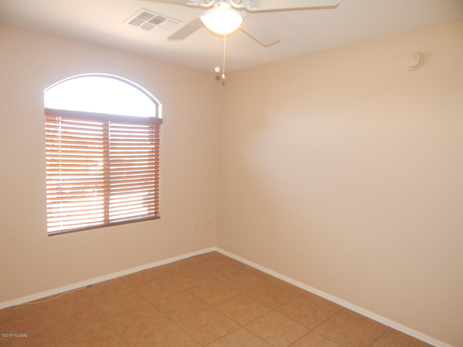 Tres Pueblos - Residential Lease