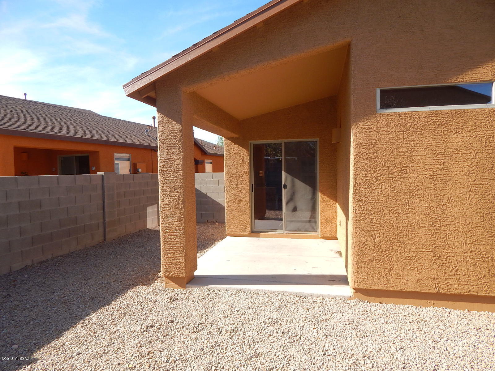 Tres Pueblos - Residential Lease