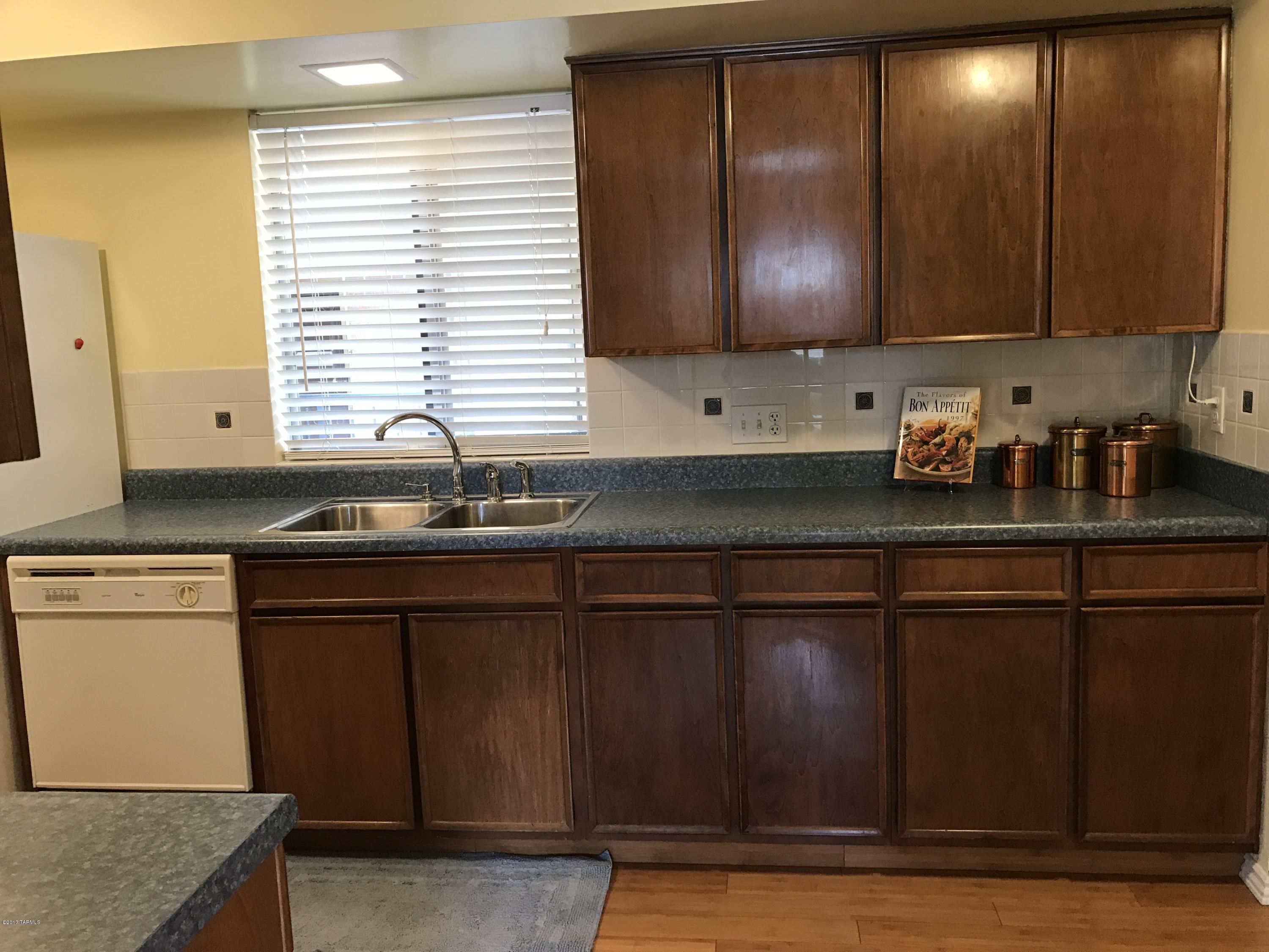 Country Club Heights - Residential