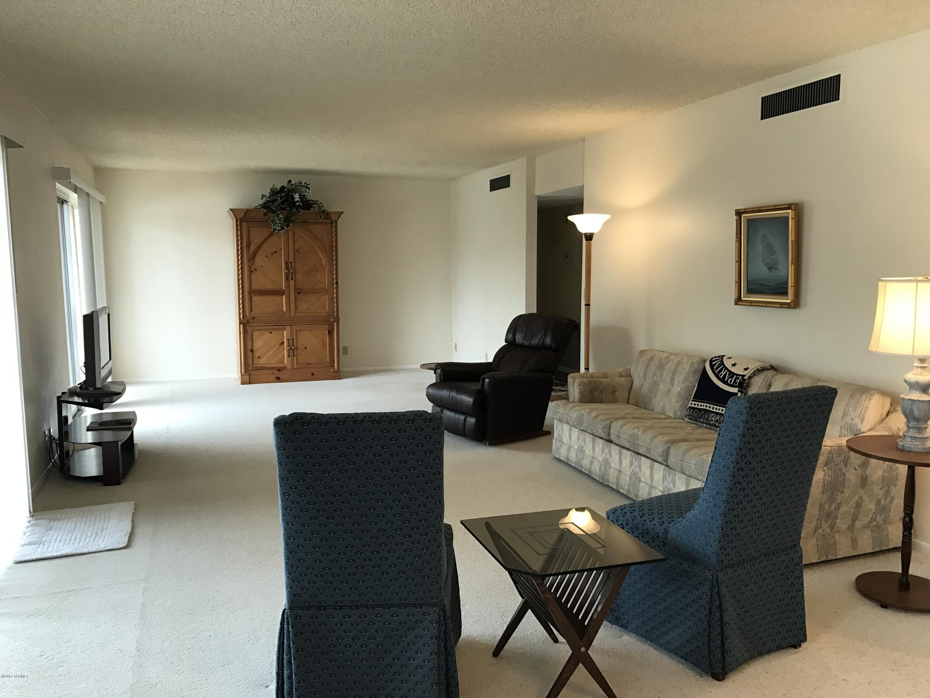 Country Club Heights - Residential