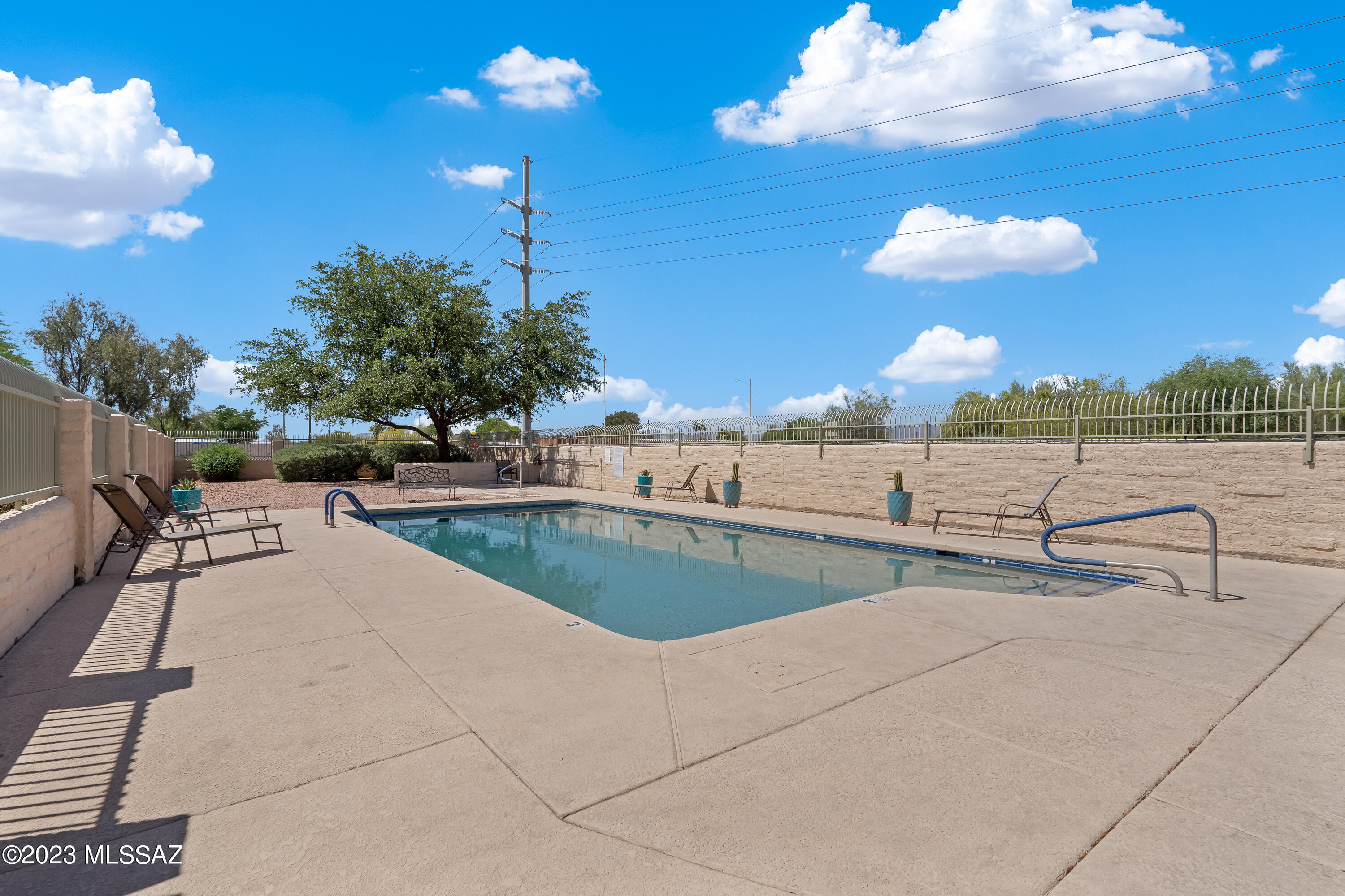 Pueblo Villas West (1-88) - Residential
