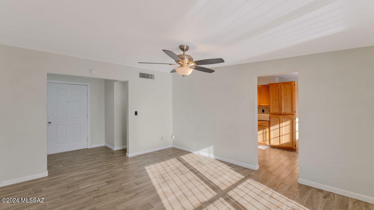 Lakeside NO. 4 (294-393) - Residential