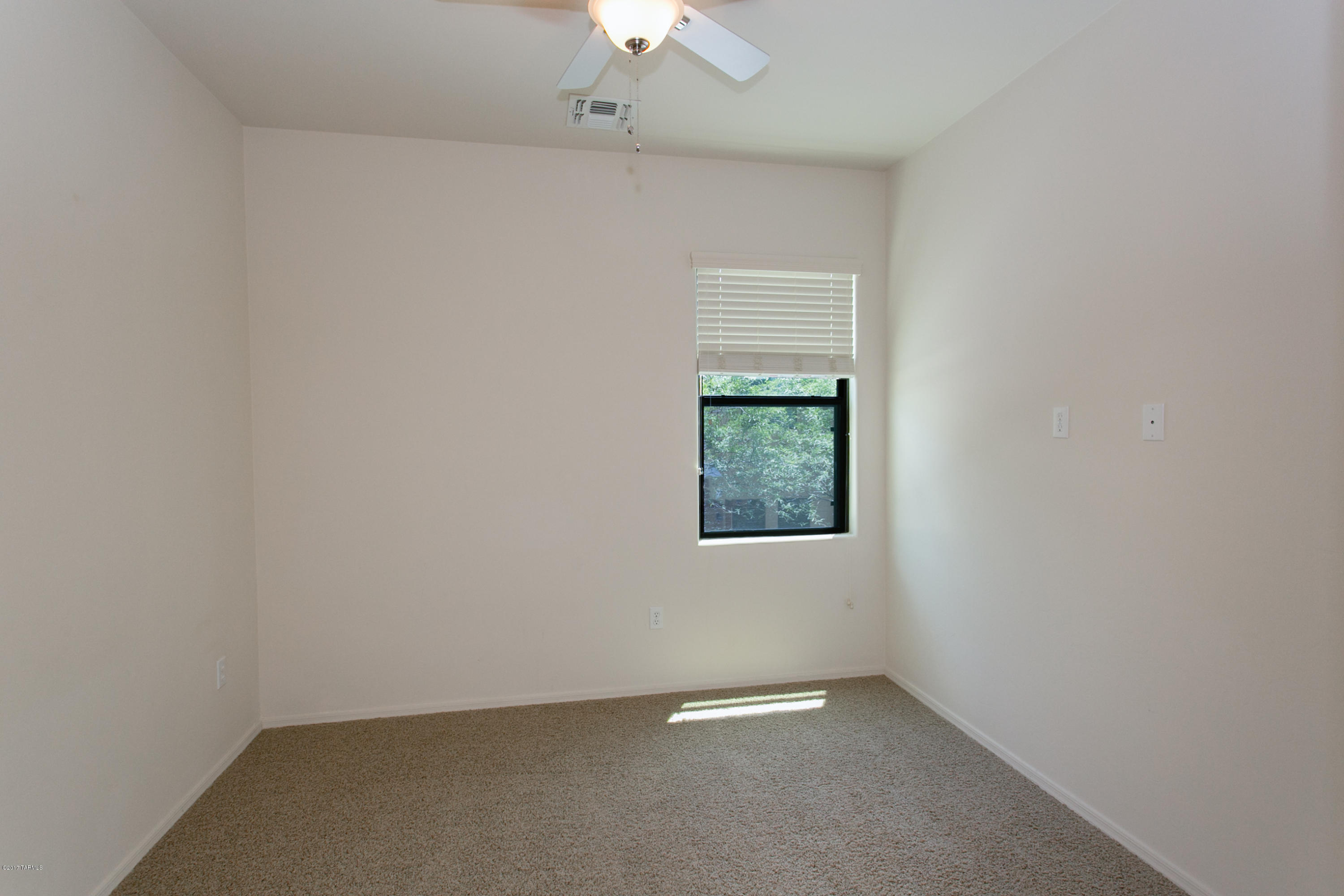 Allen Road Townhomes (1-18) - Residential