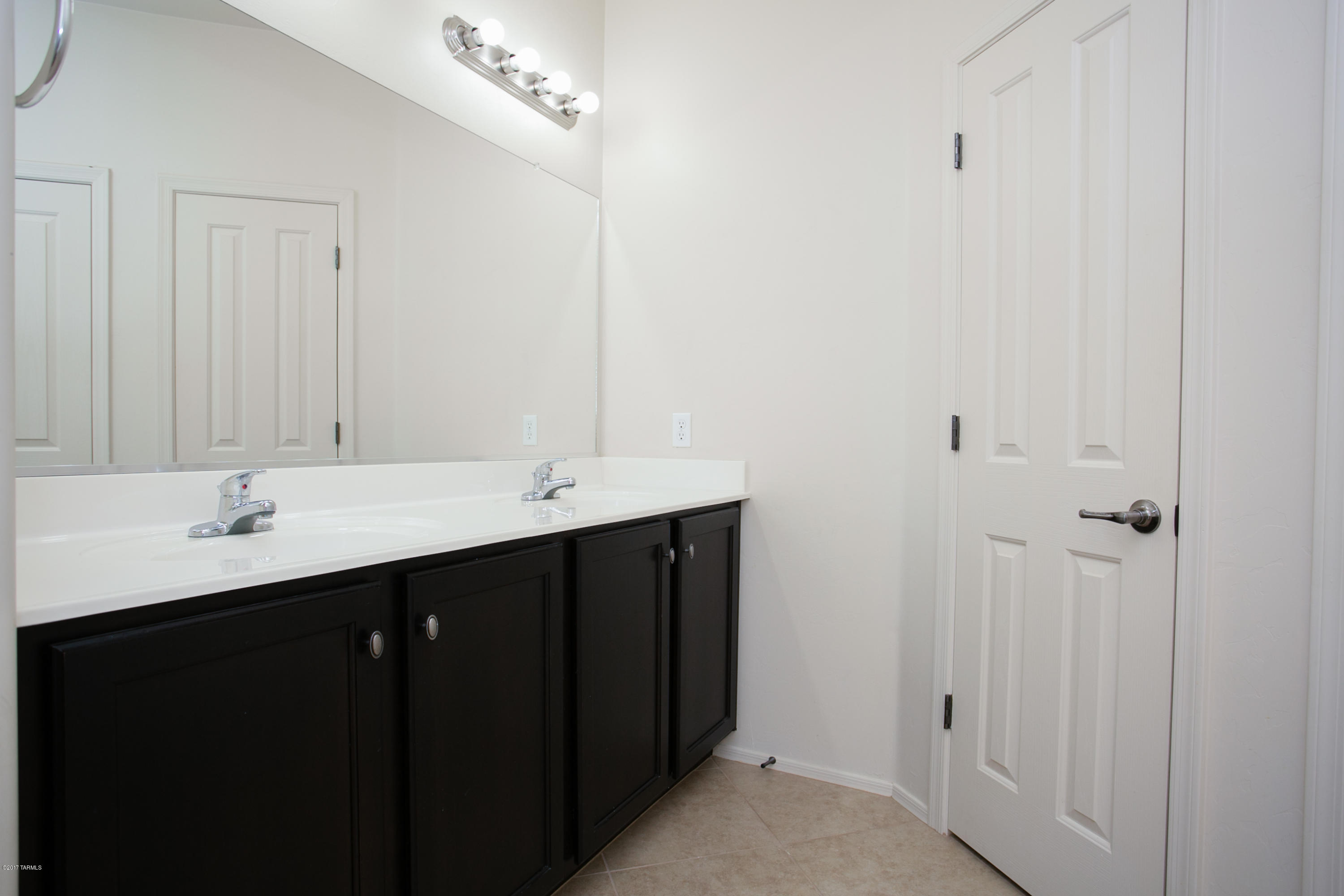 Allen Road Townhomes (1-18) - Residential