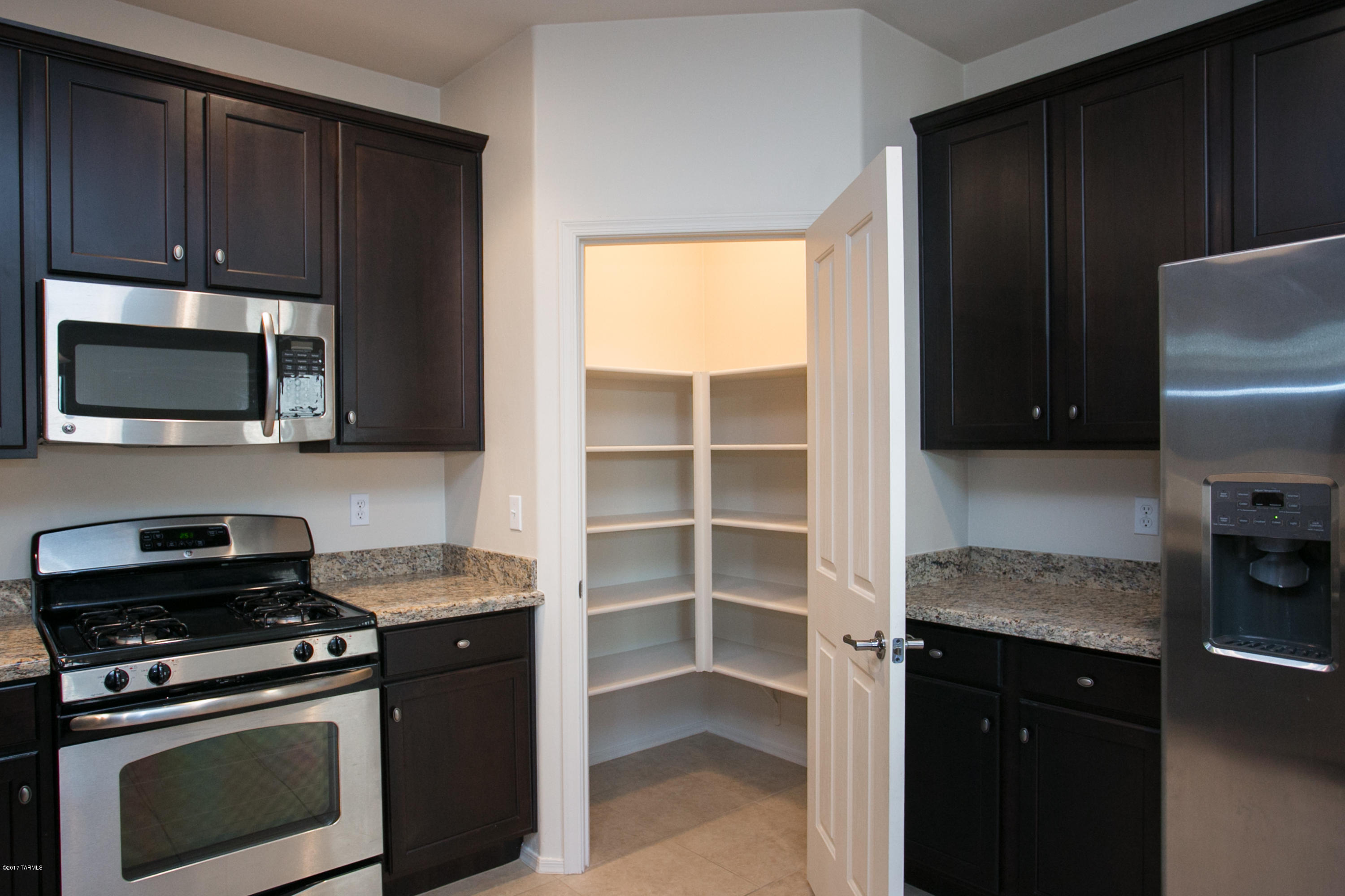 Allen Road Townhomes (1-18) - Residential