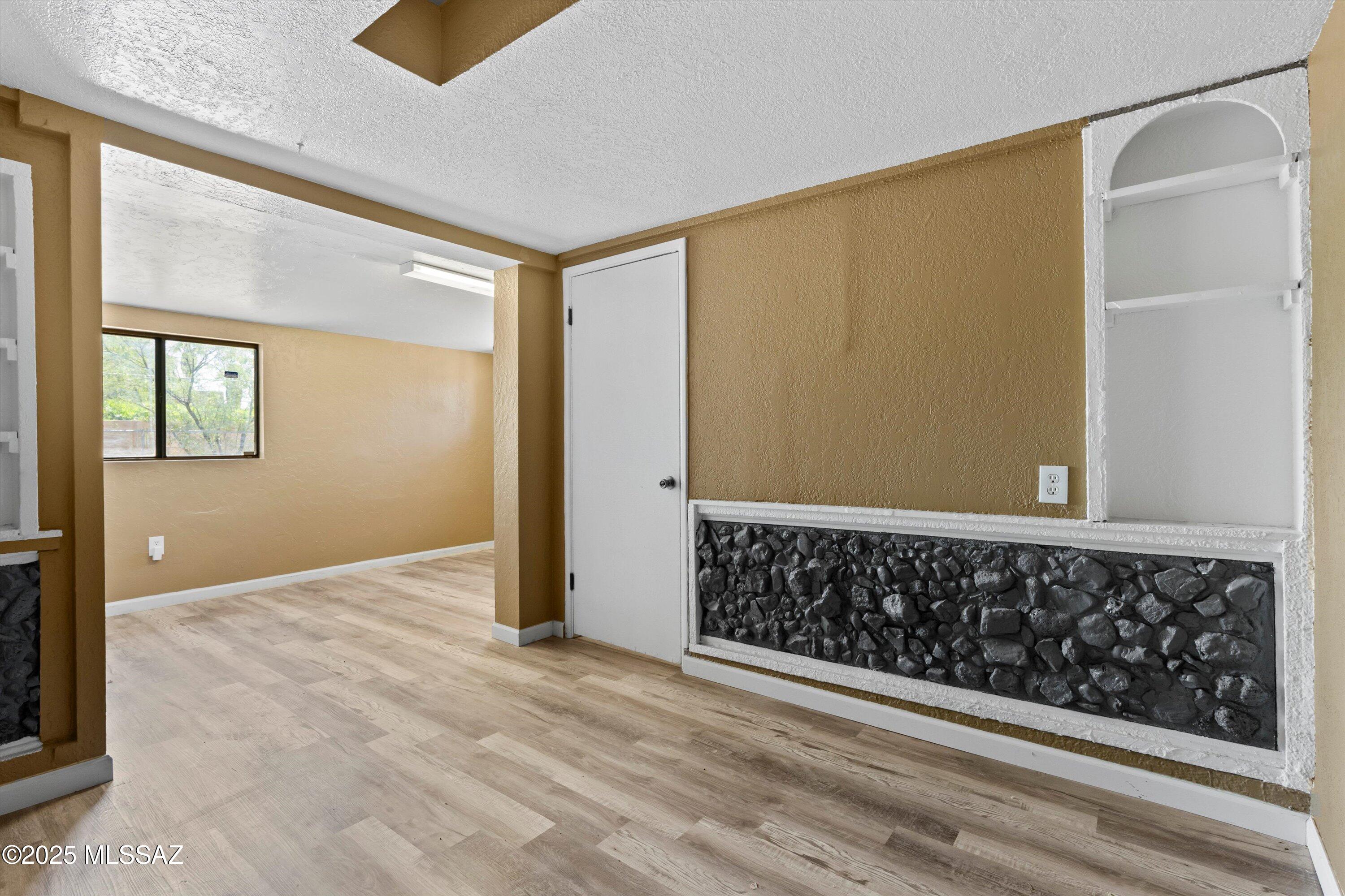 Otilias Limberlost Manor (1-24) - Residential