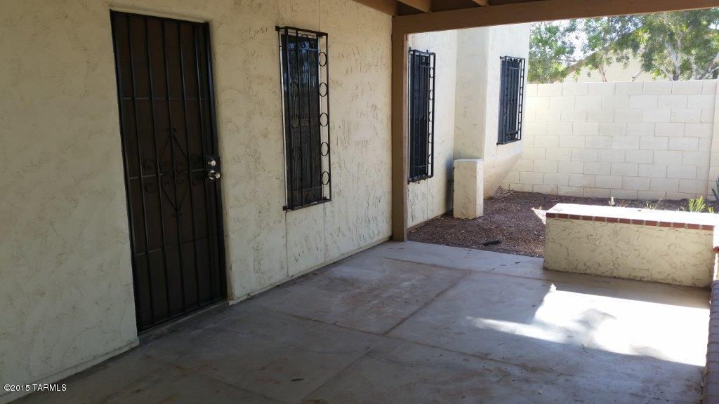Saddlewood Villas (1-102) - Residential