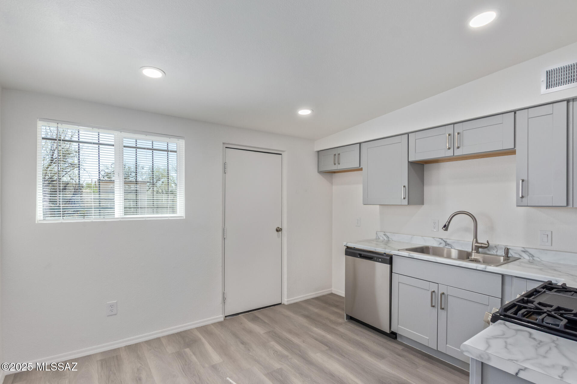 Menlo Park, Menlo Park Annex & South Menlo Park Amended - Residential Income