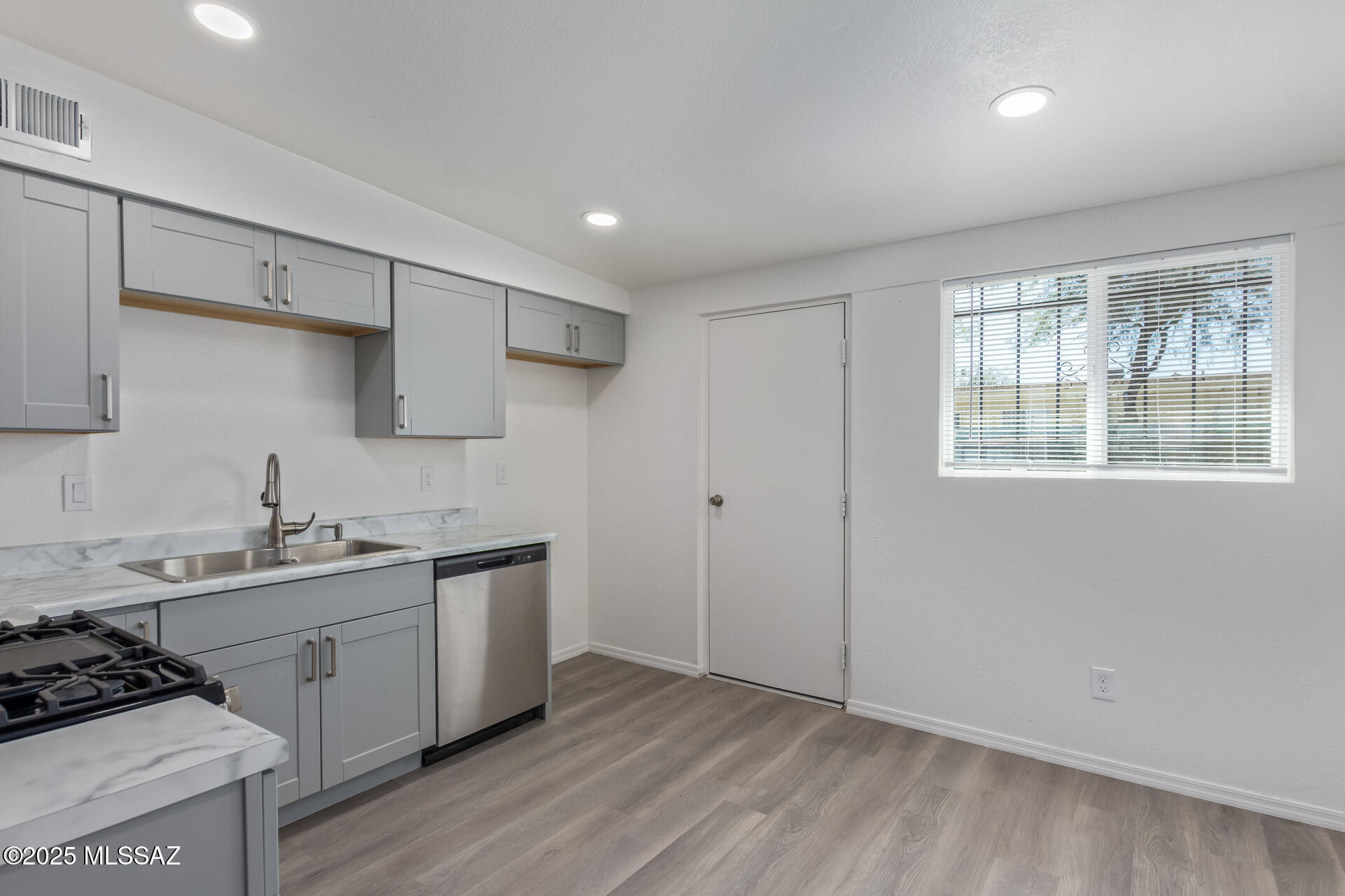 Menlo Park, Menlo Park Annex & South Menlo Park Amended - Residential Income