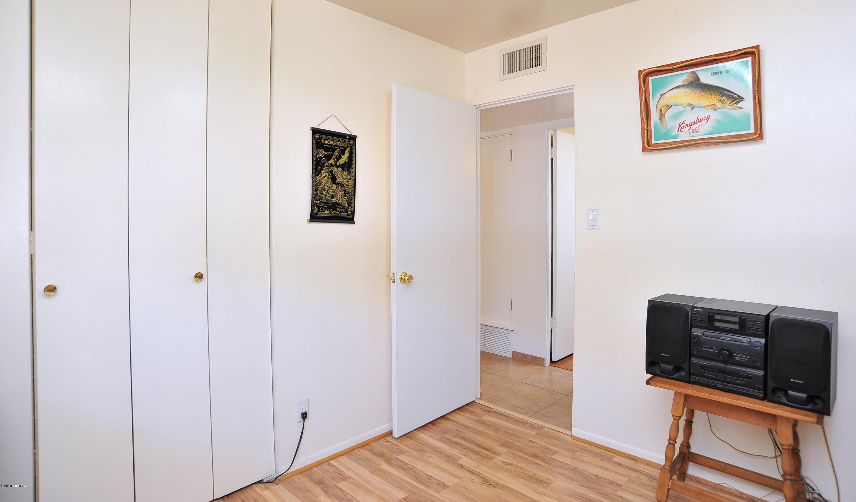 Sherwood Village Terrace (86-170) - Residential