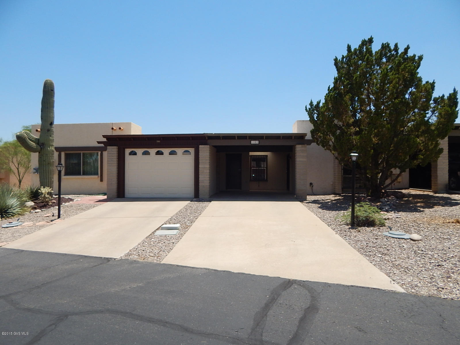 This is a Fannie Mae HomePath property! With 1027 sq ft of living space this townhome has 2 bedrooms, 2 bathrooms, 1 carport, & Arizona Room with great mountain views. No rear neighbor for added privacy. <FONT COLOR=RED> Recently painted interior with two tone paint, installed NEW carpet, NEW oven/stove, & NEW microwave. </FONT> Located in Green Valley Desert Hills subdivison, close to I-19, shopping, restaurants, & much more! First Time Buyers, complete the HomePath Ready Buyer homeownership course. Attach certificate to offer and request up to 3% closing cost assistance. Ask Listing Agent for more details. Restrictions apply.