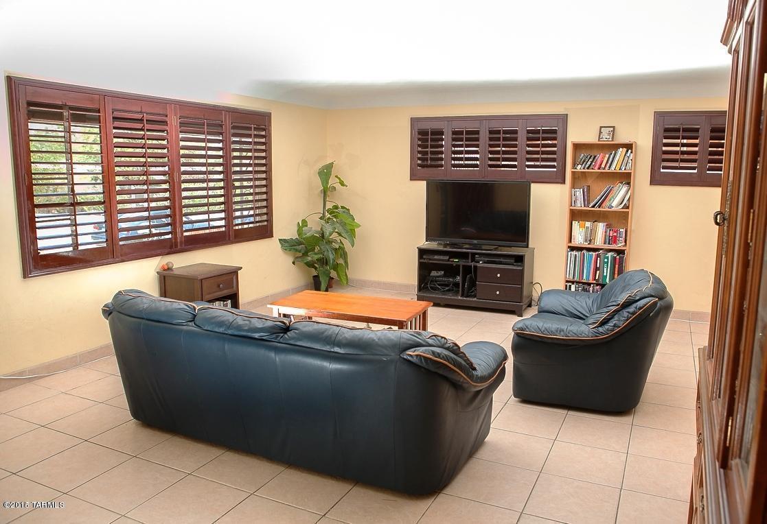 Blenman Annex - Residential Lease