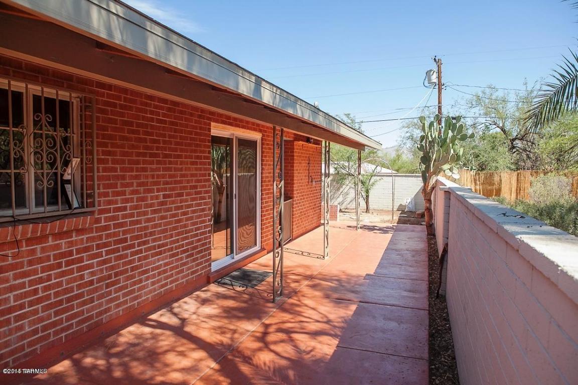 Blenman Annex - Residential Lease