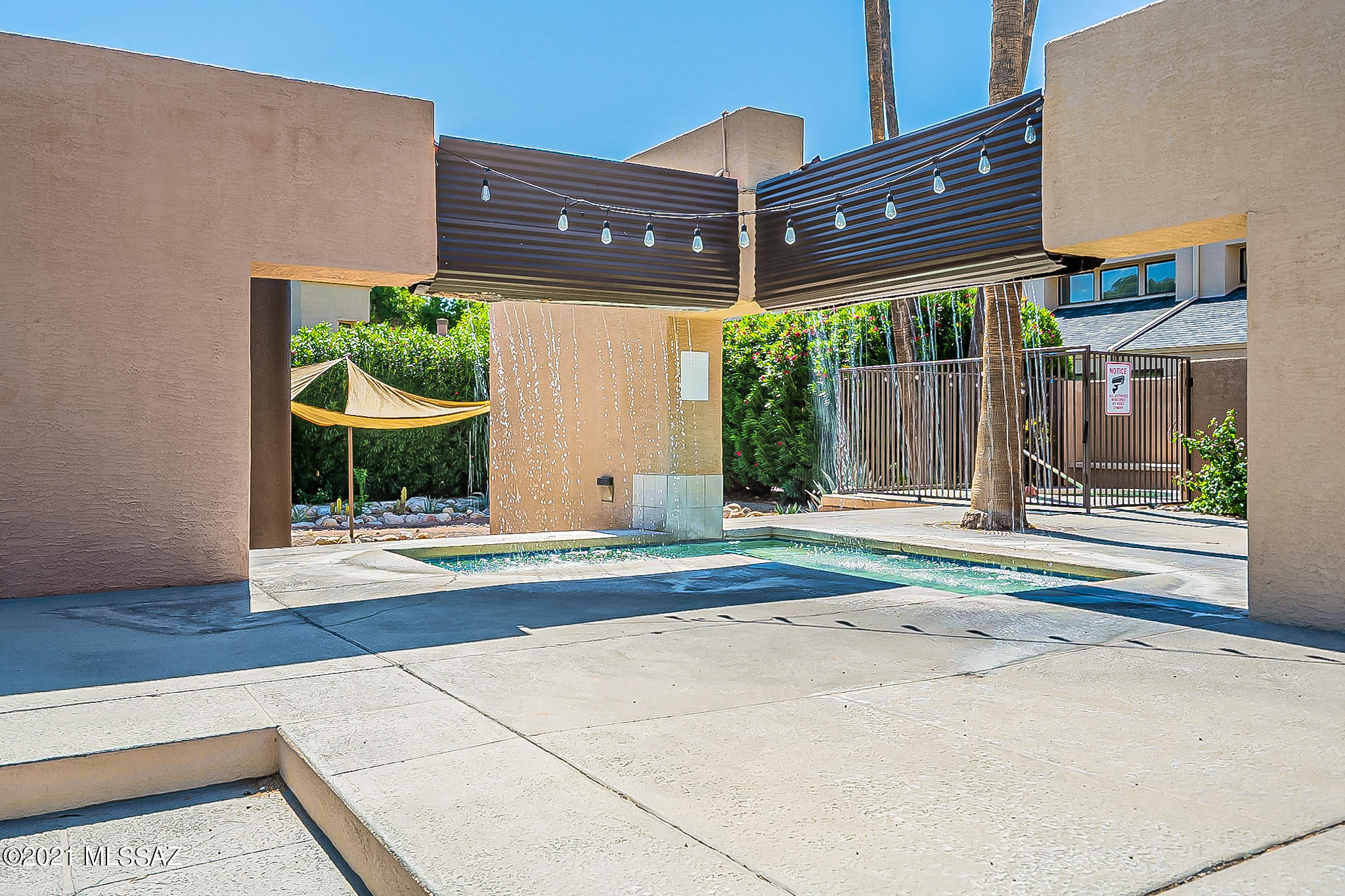 Coronado Place Condominiums II (Units 37-158) - Residential