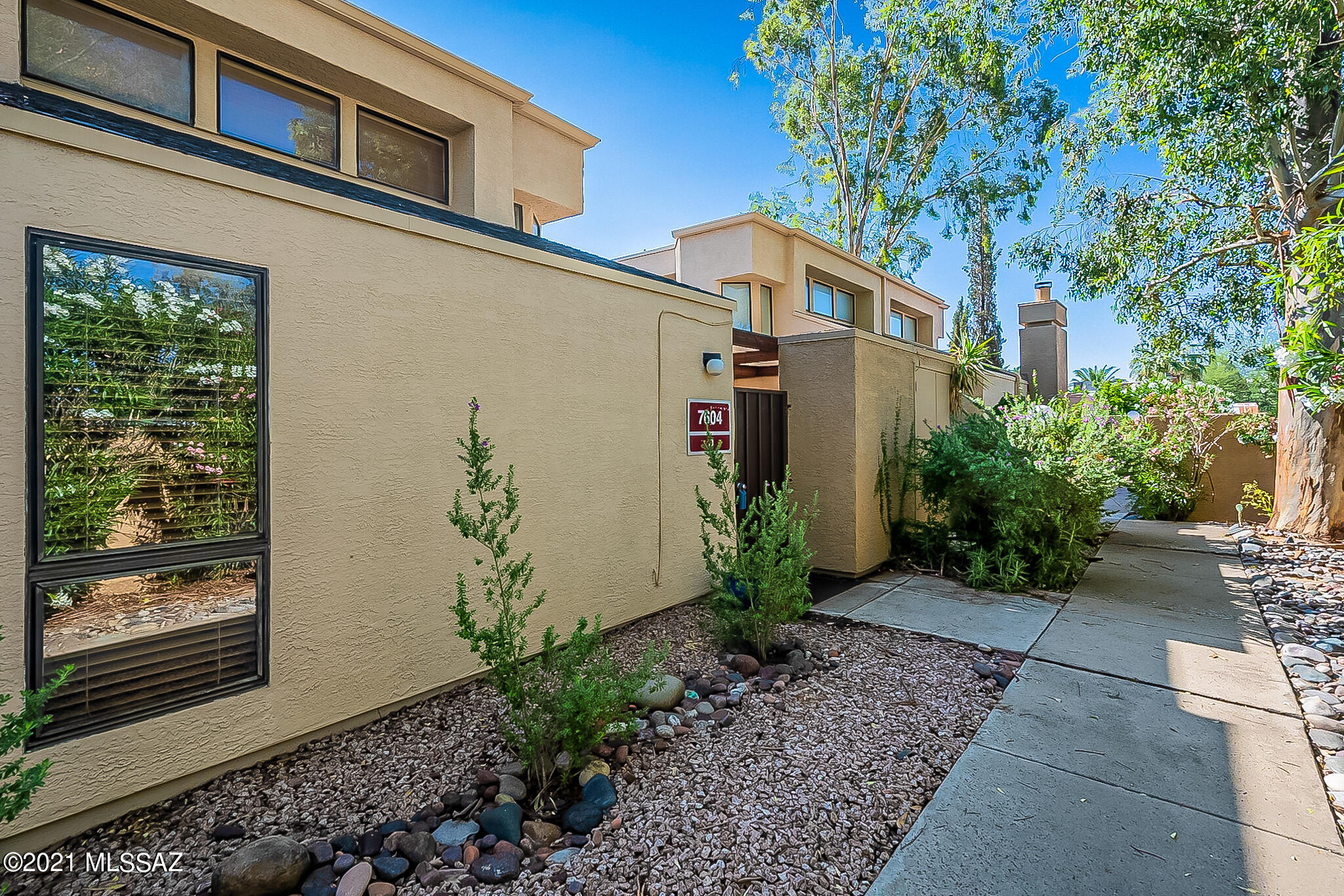 Coronado Place Condominiums II (Units 37-158) - Residential
