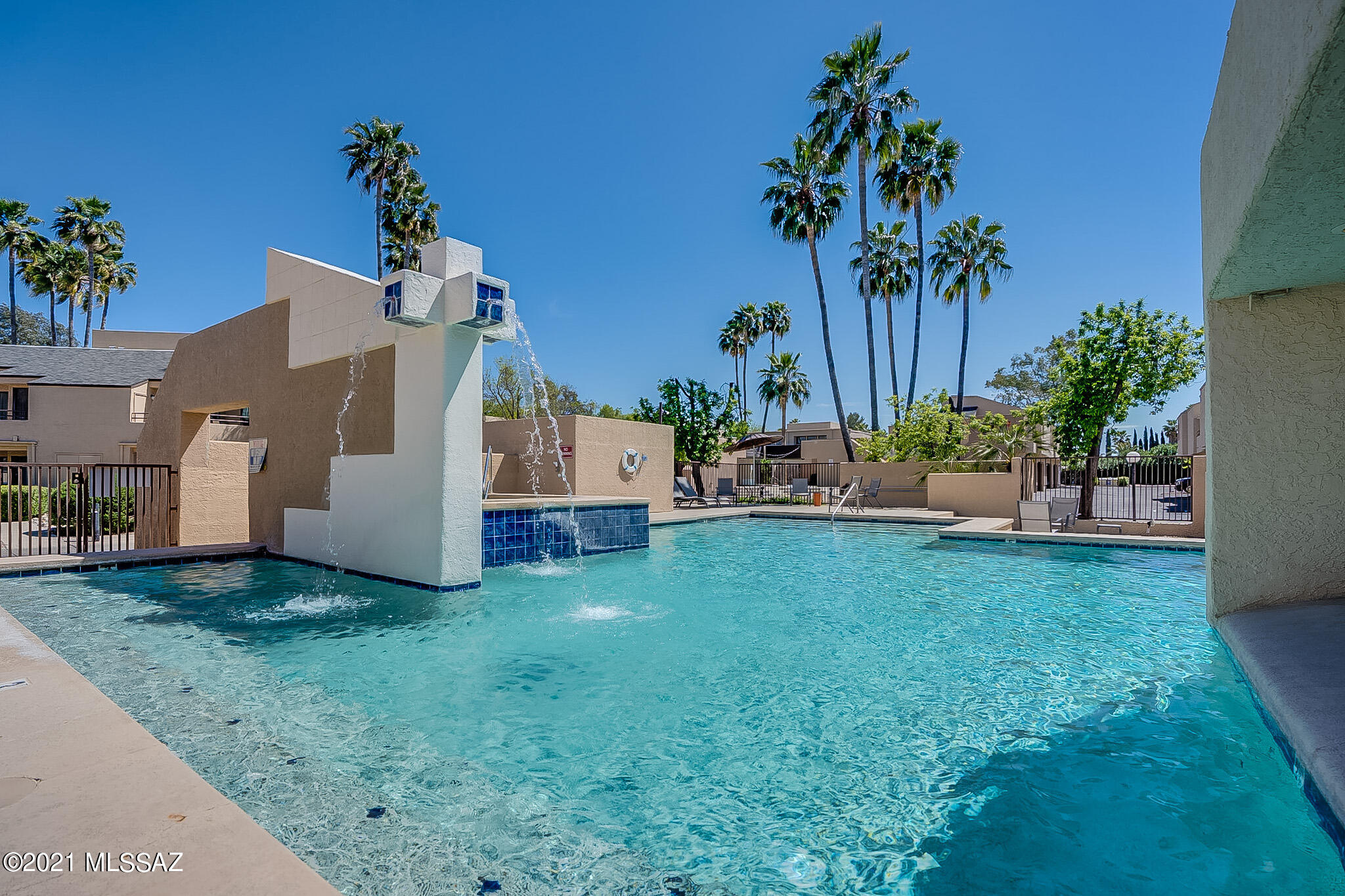 Coronado Place Condominiums II (Units 37-158) - Residential