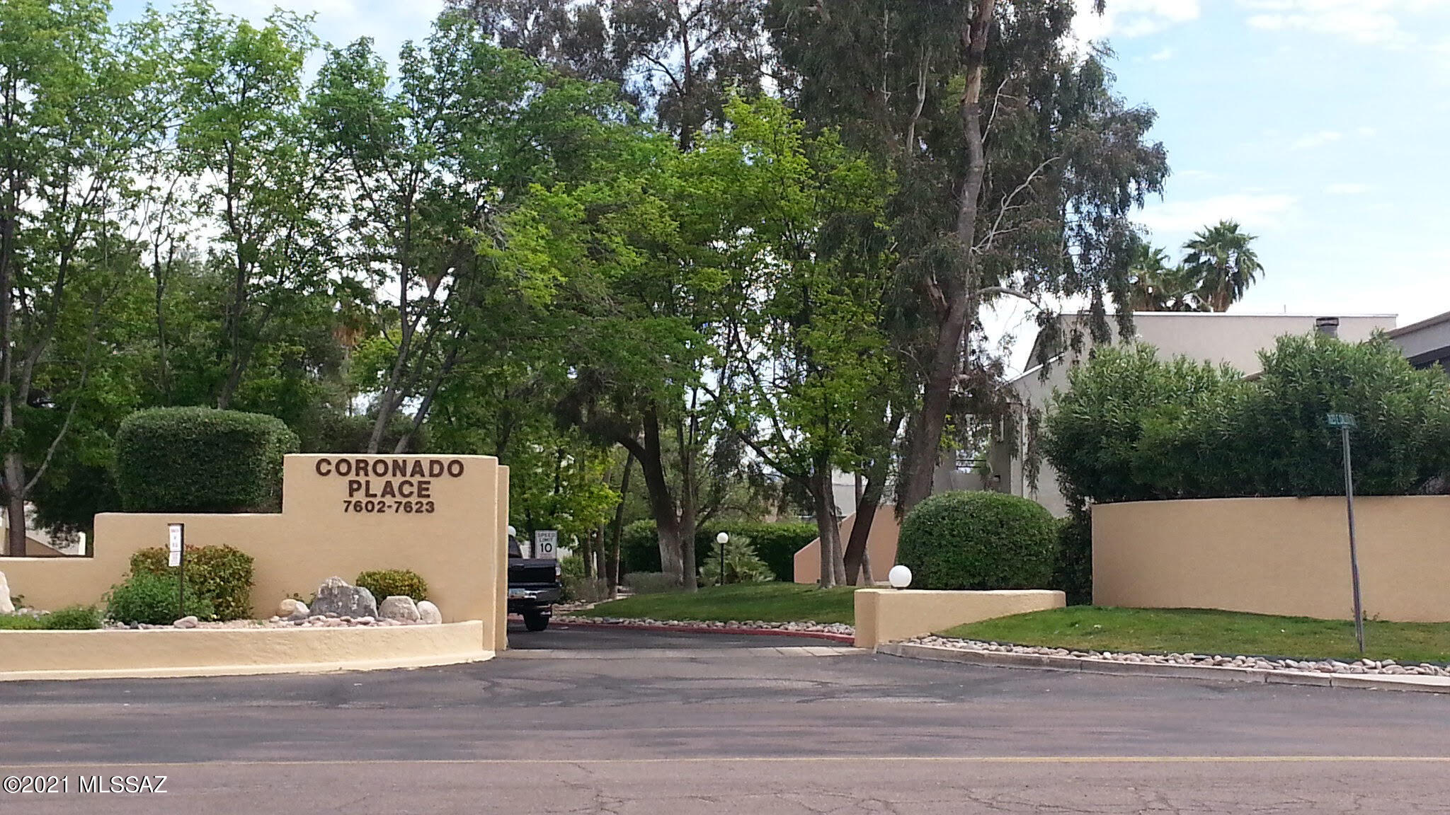 Coronado Place Condominiums II (Units 37-158) - Residential