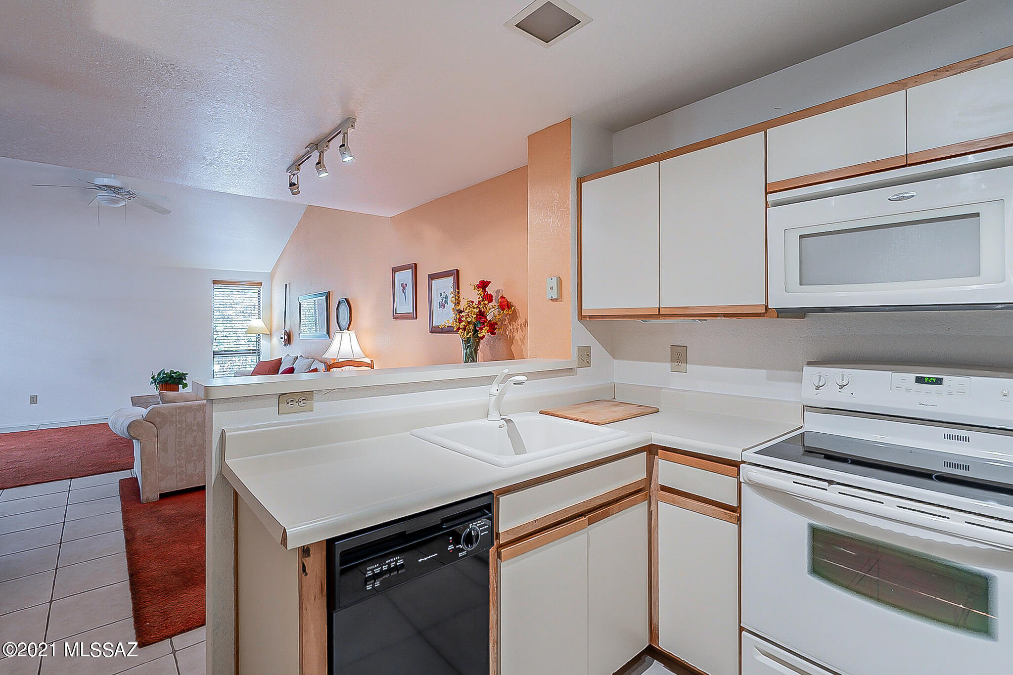 Coronado Place Condominiums II (Units 37-158) - Residential