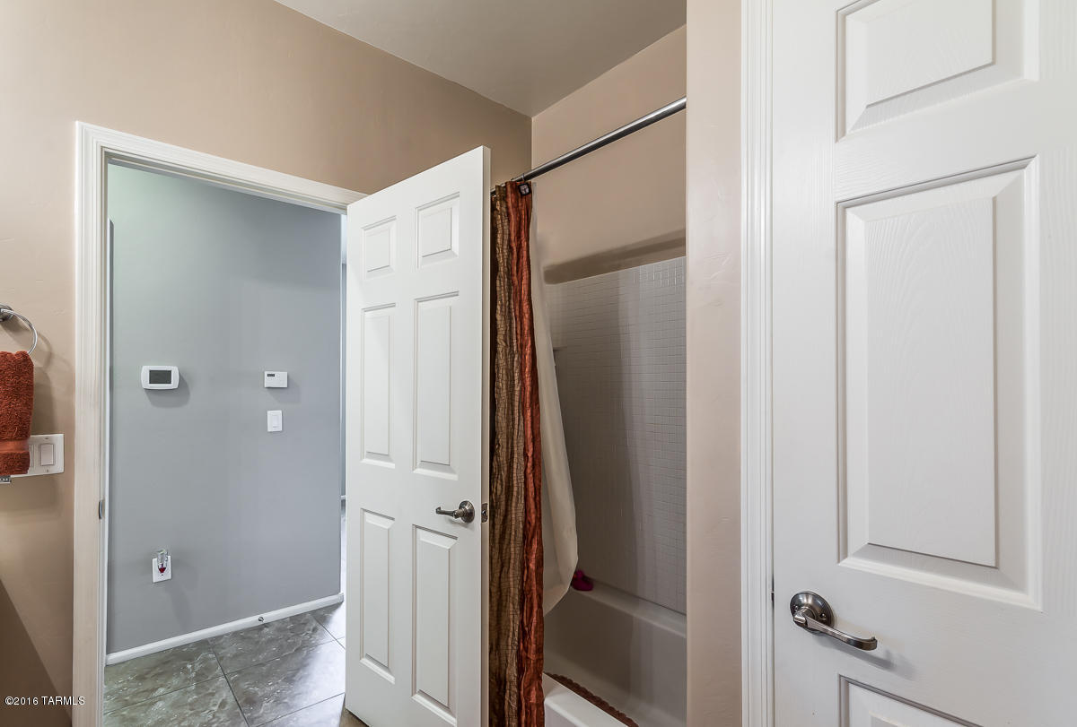 Rancho Del Lago (B37-38) - Residential