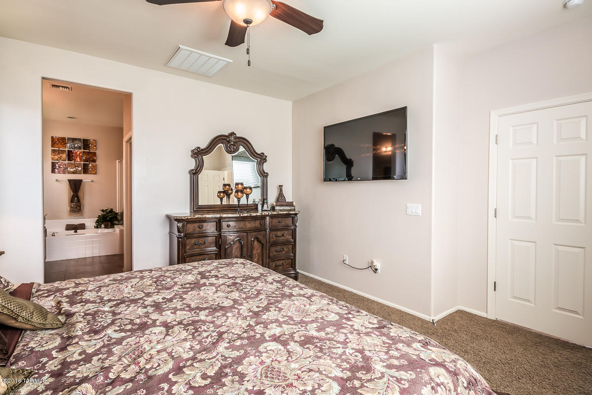 Rancho Del Lago (B37-38) - Residential
