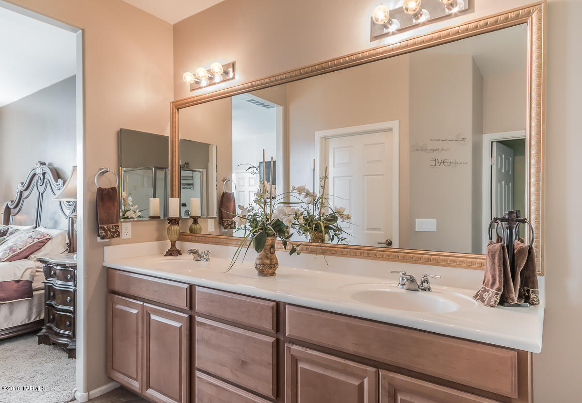 Rancho Del Lago (B37-38) - Residential