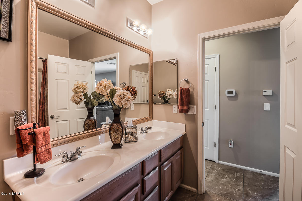 Rancho Del Lago (B37-38) - Residential
