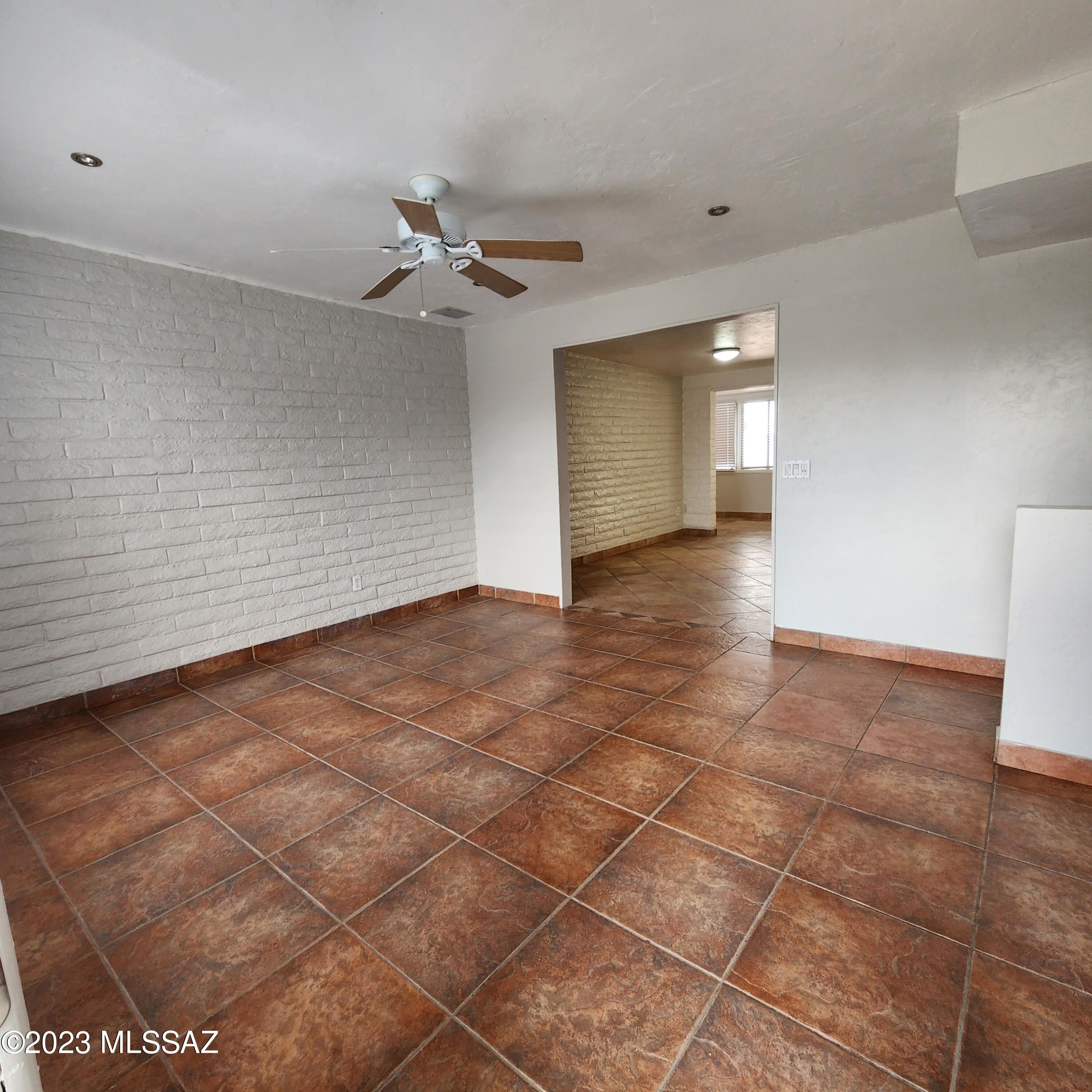 Casas Adobes Park (1-93) - Residential Lease