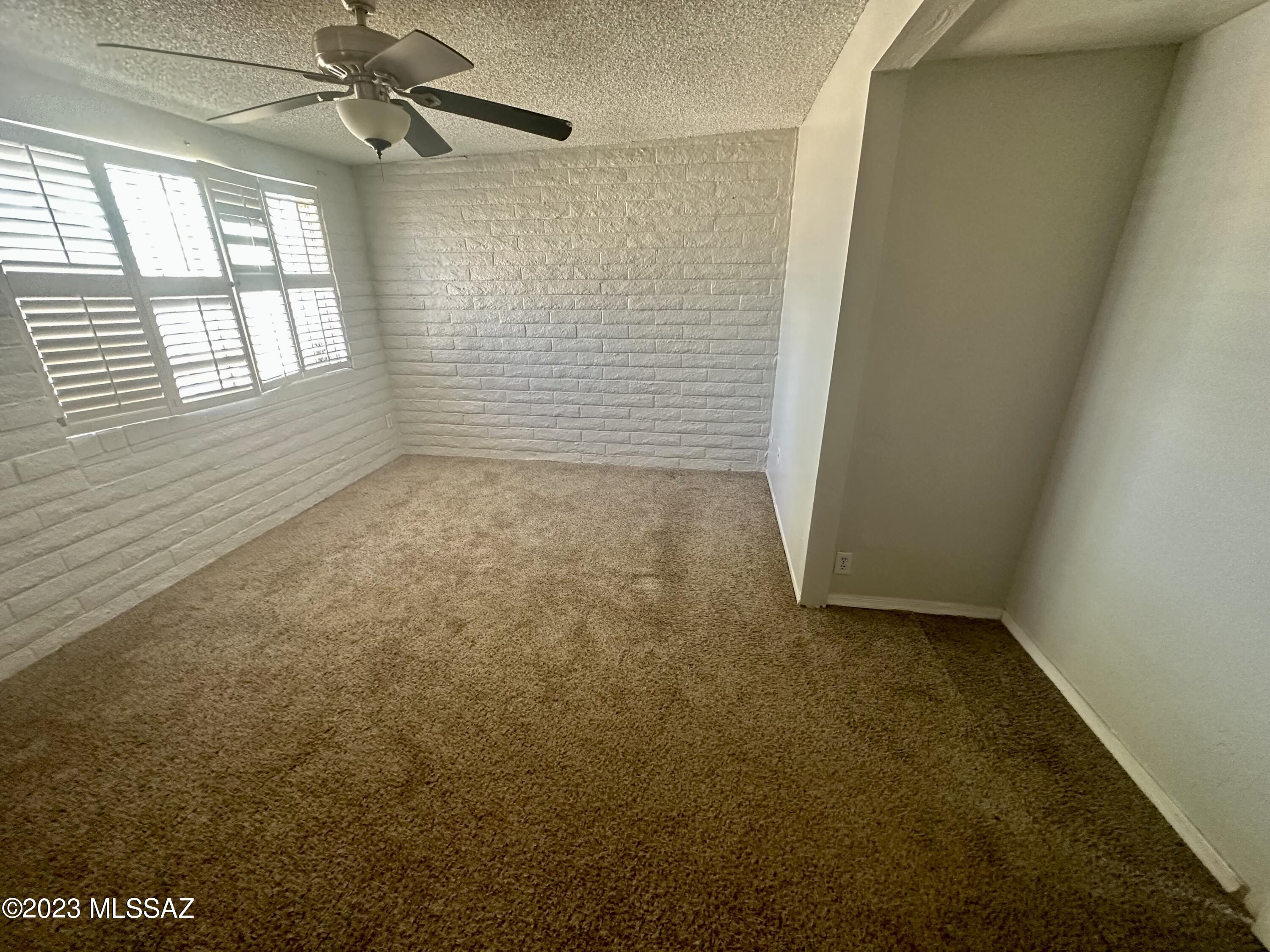 Casas Adobes Park (1-93) - Residential Lease