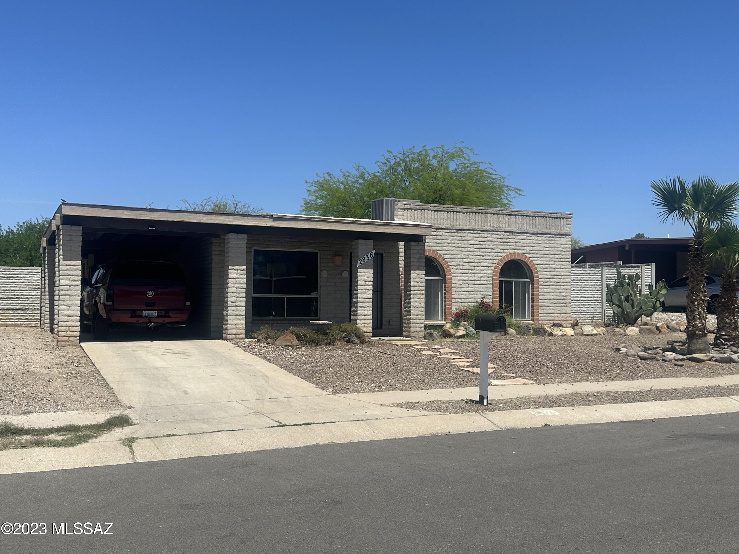 Casas Adobes Park (1-93) - Residential Lease