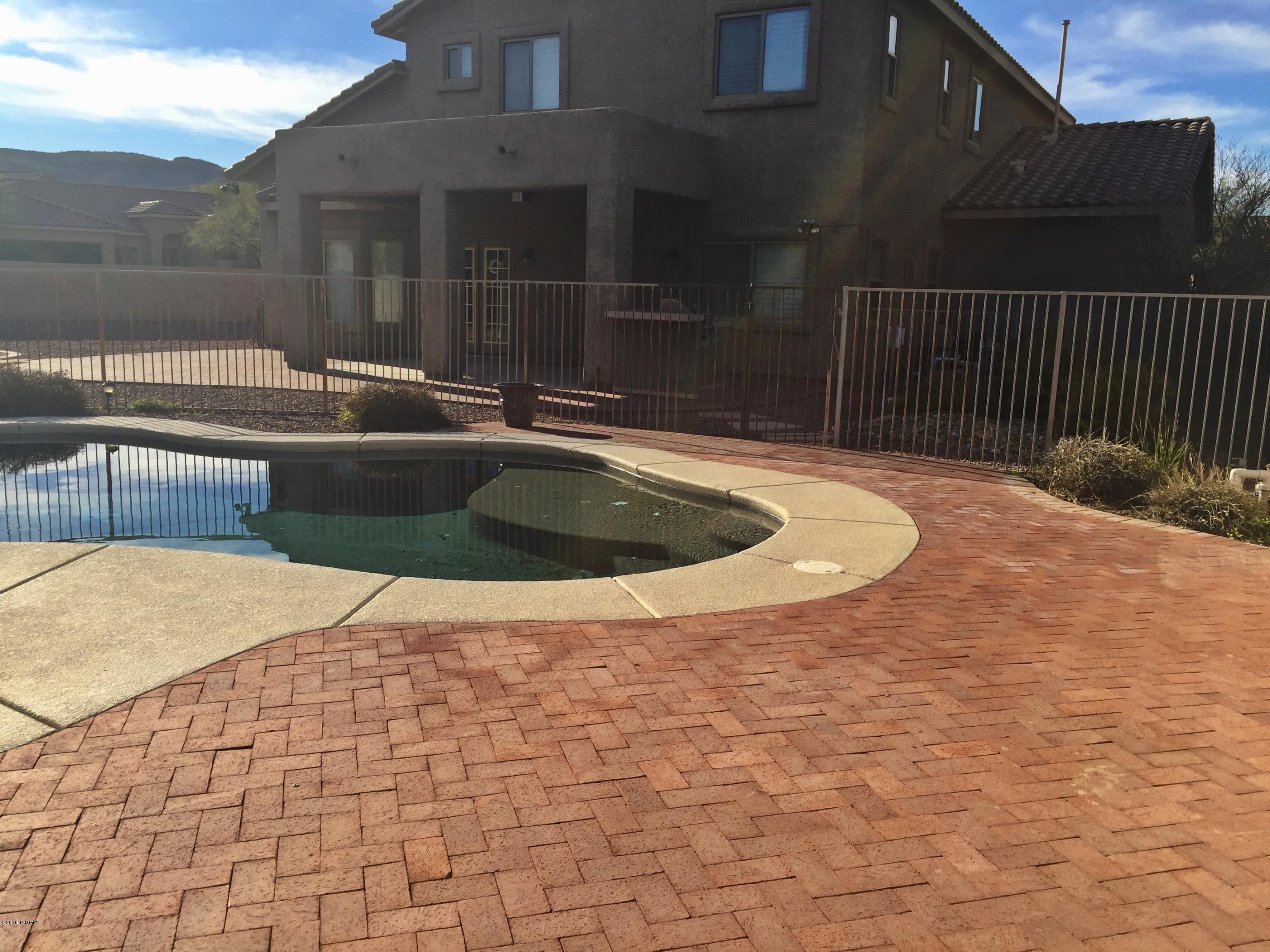 Continental Reserve Blk. 15 (1-66) - Residential