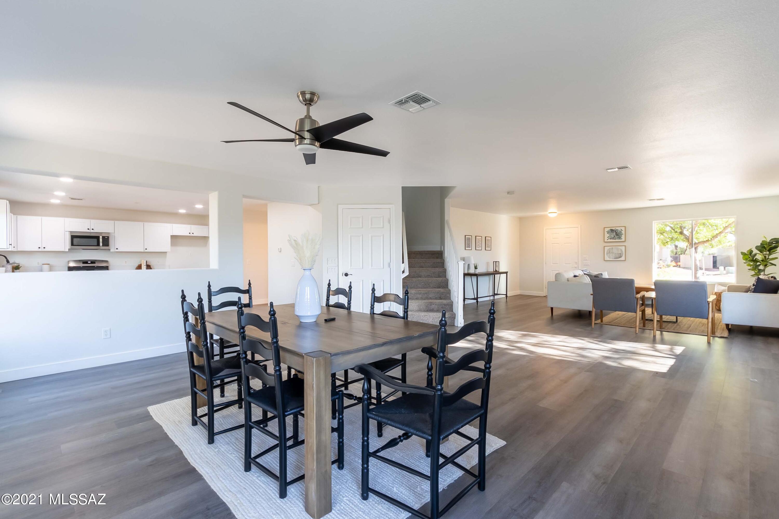 Black Horse (1-411) - Residential