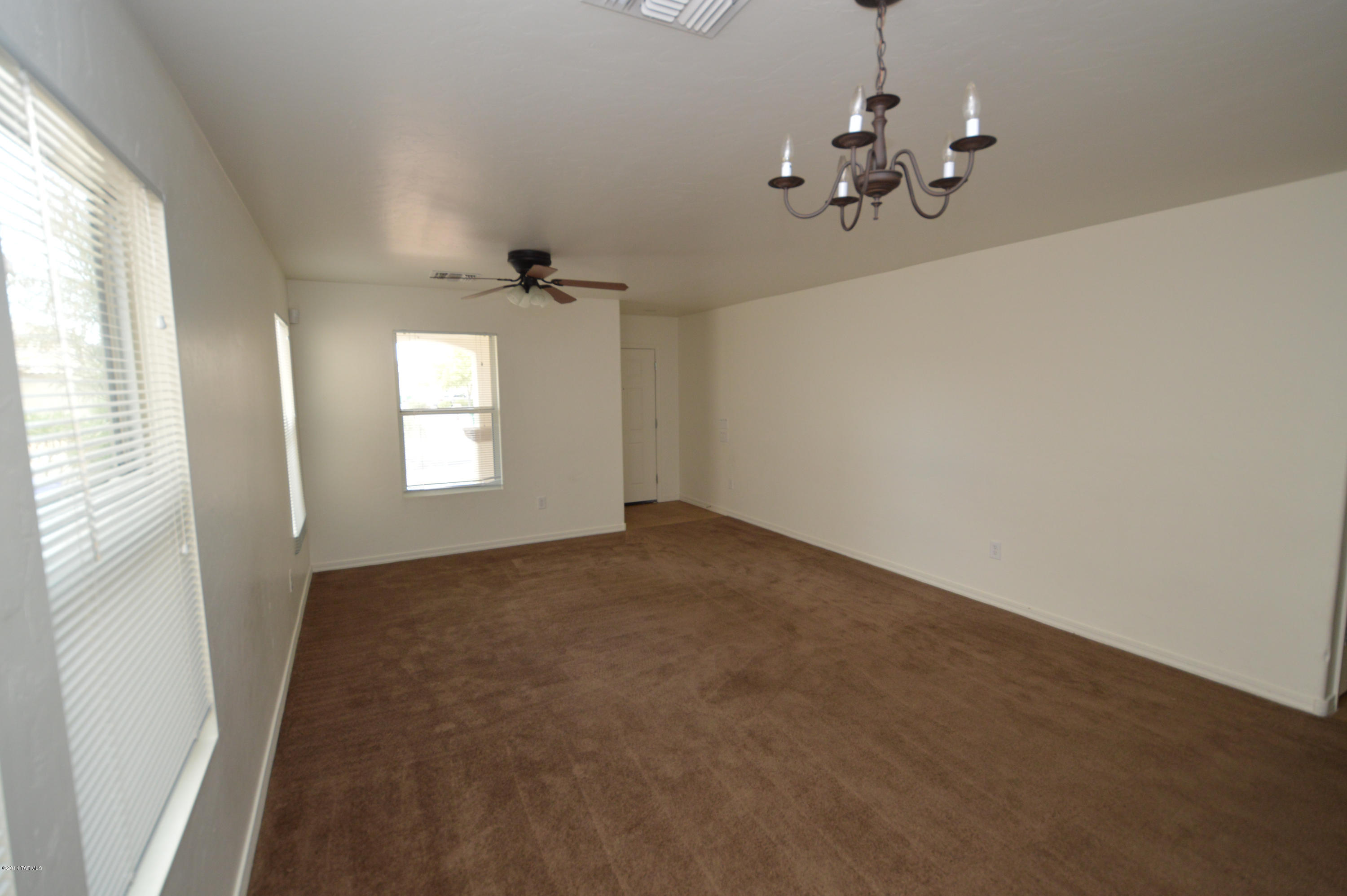 Presidio Del Cielo (1-425) - Residential Lease
