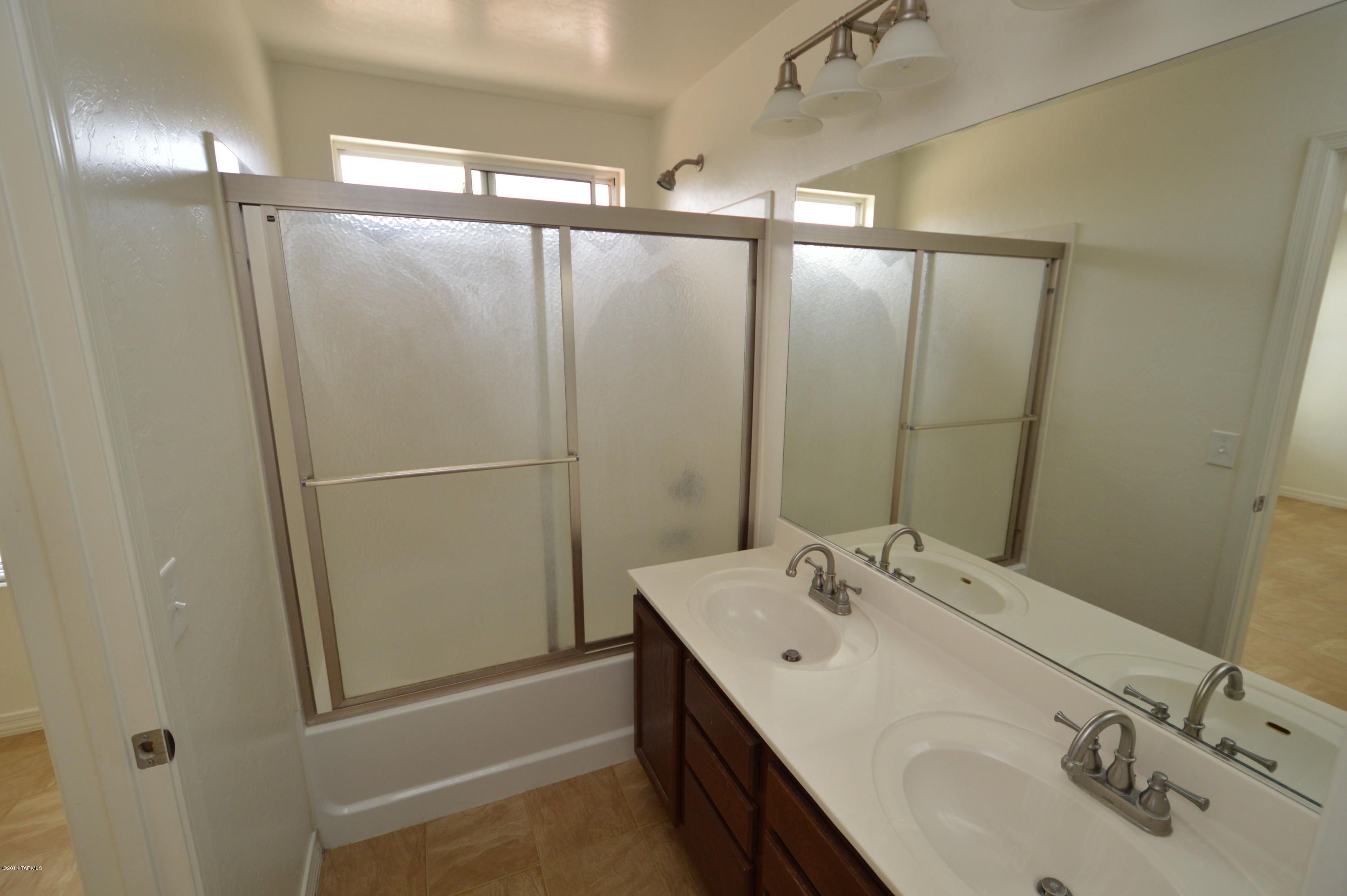 Presidio Del Cielo (1-425) - Residential Lease