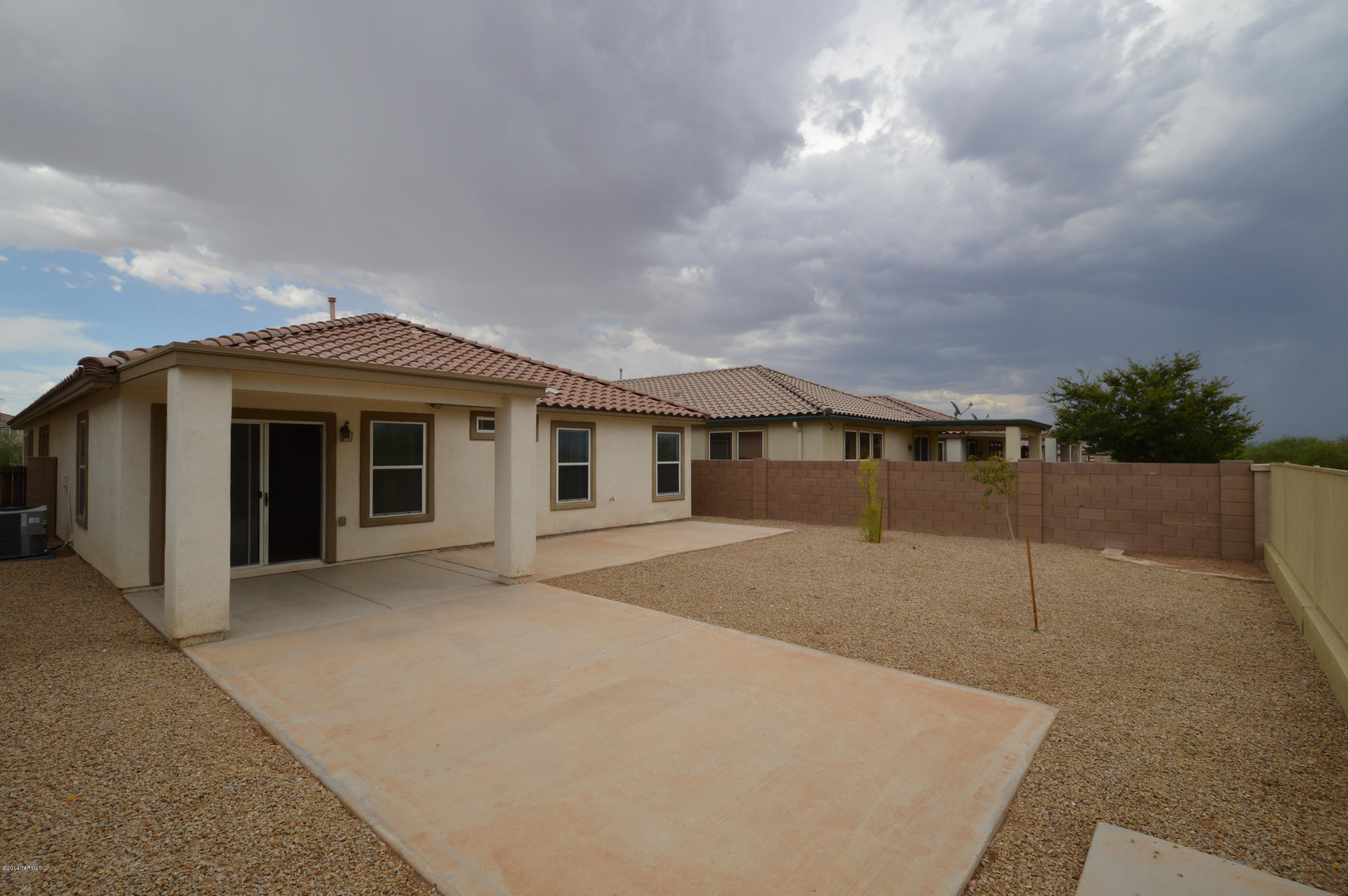 Presidio Del Cielo (1-425) - Residential Lease