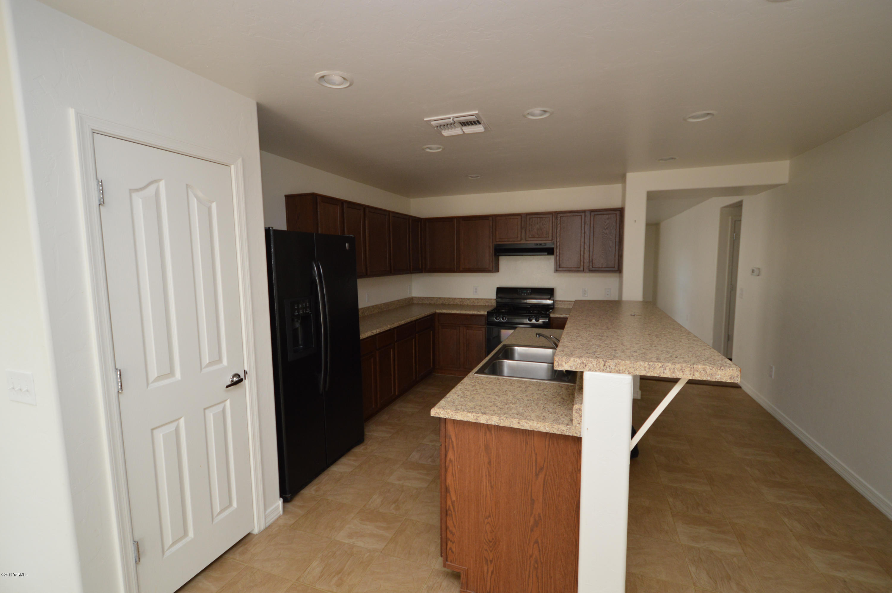 Presidio Del Cielo (1-425) - Residential Lease