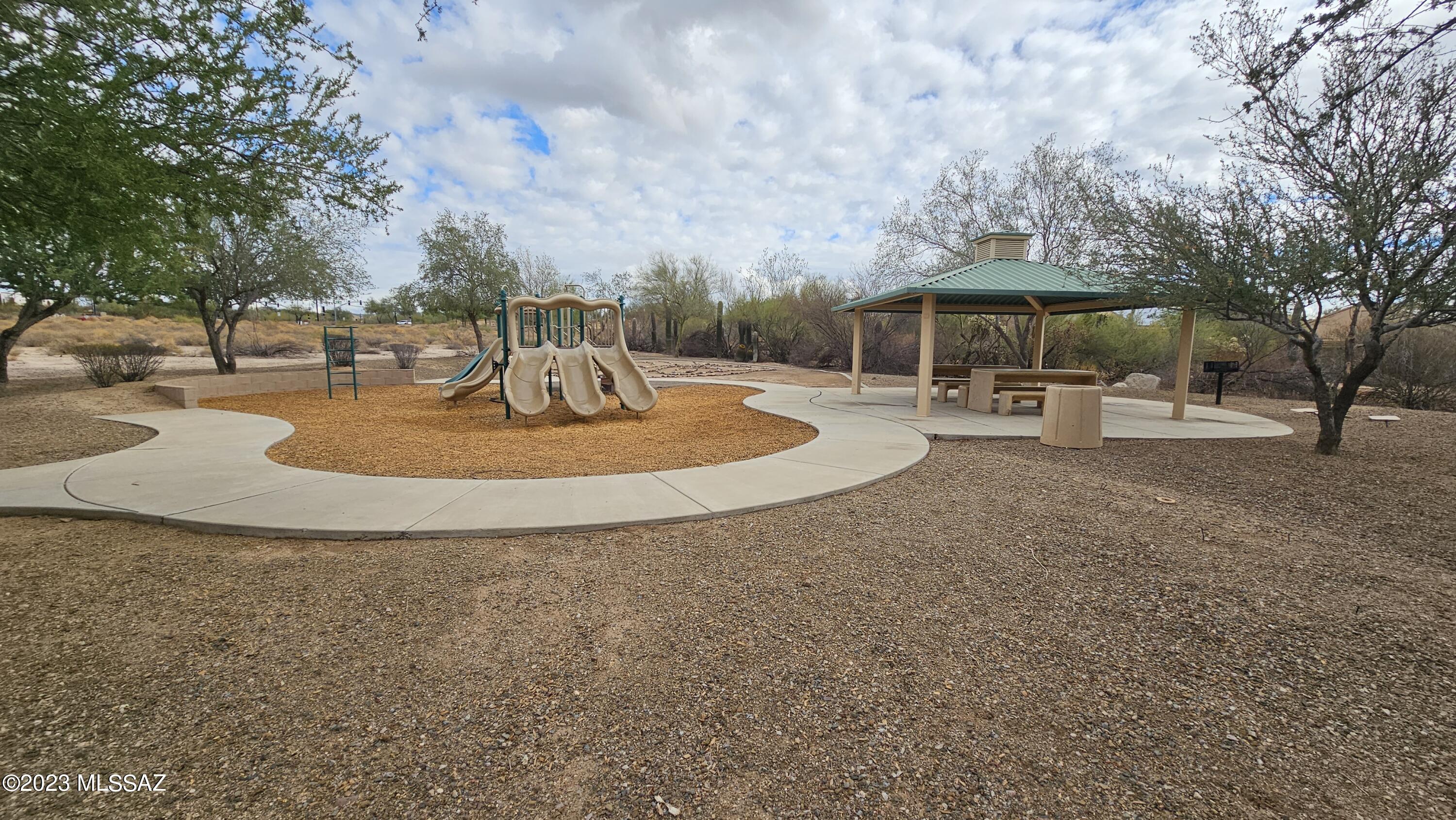Willow Ridge Commons (1-155) - Residential