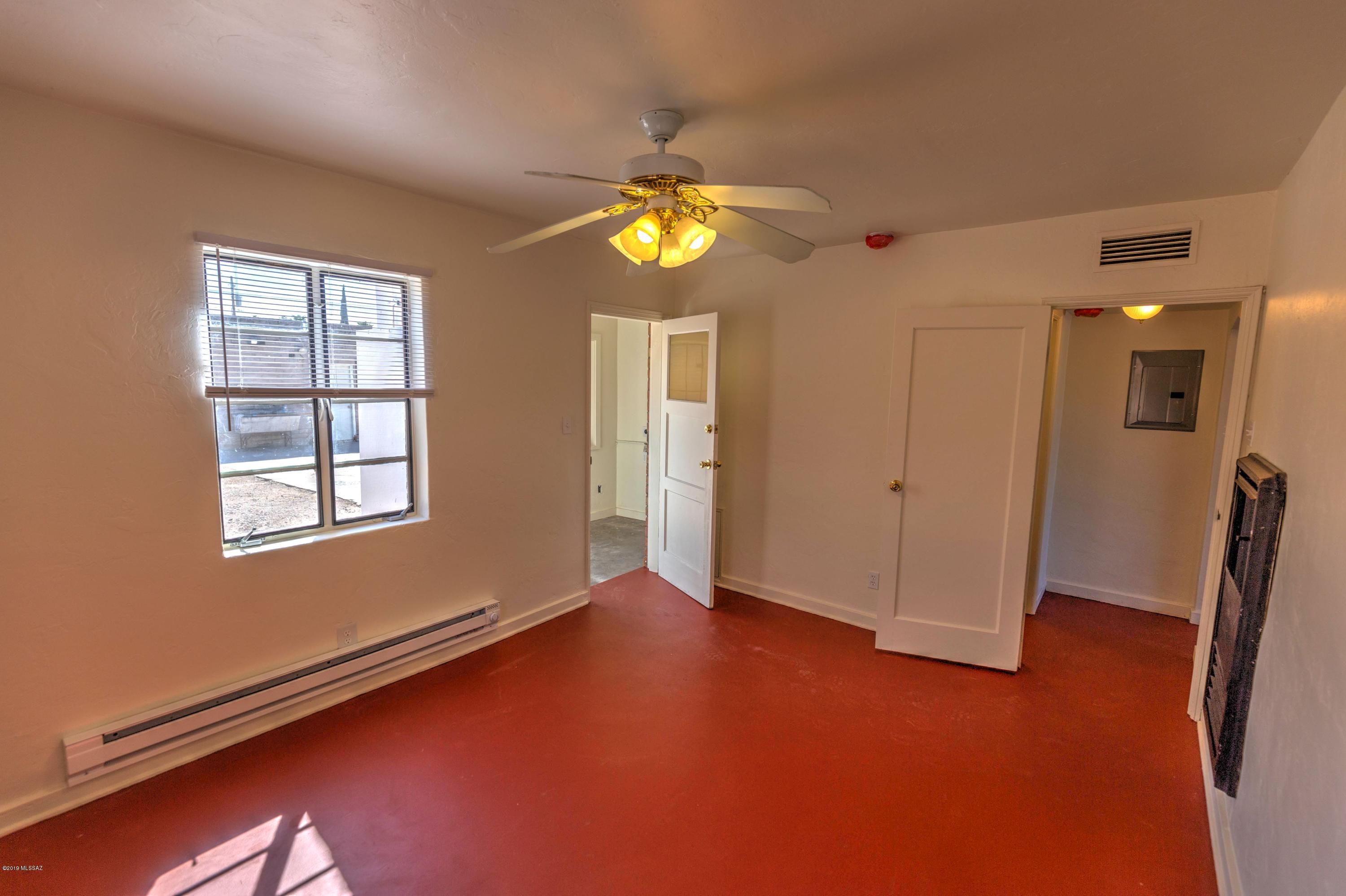 Altadina Heights Addition, BLK 2 - Residential Lease