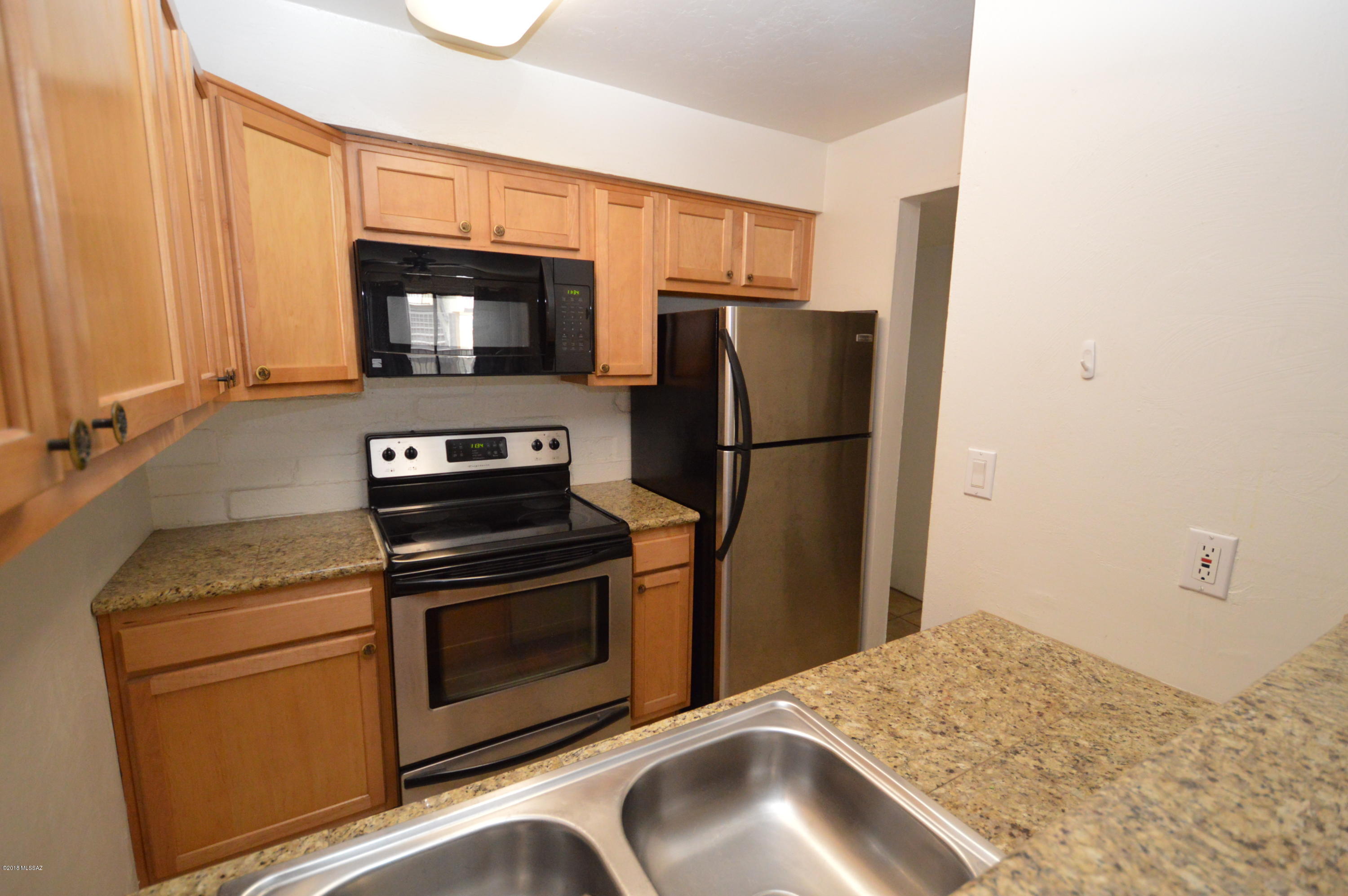 Unsubdivided - Residential Lease