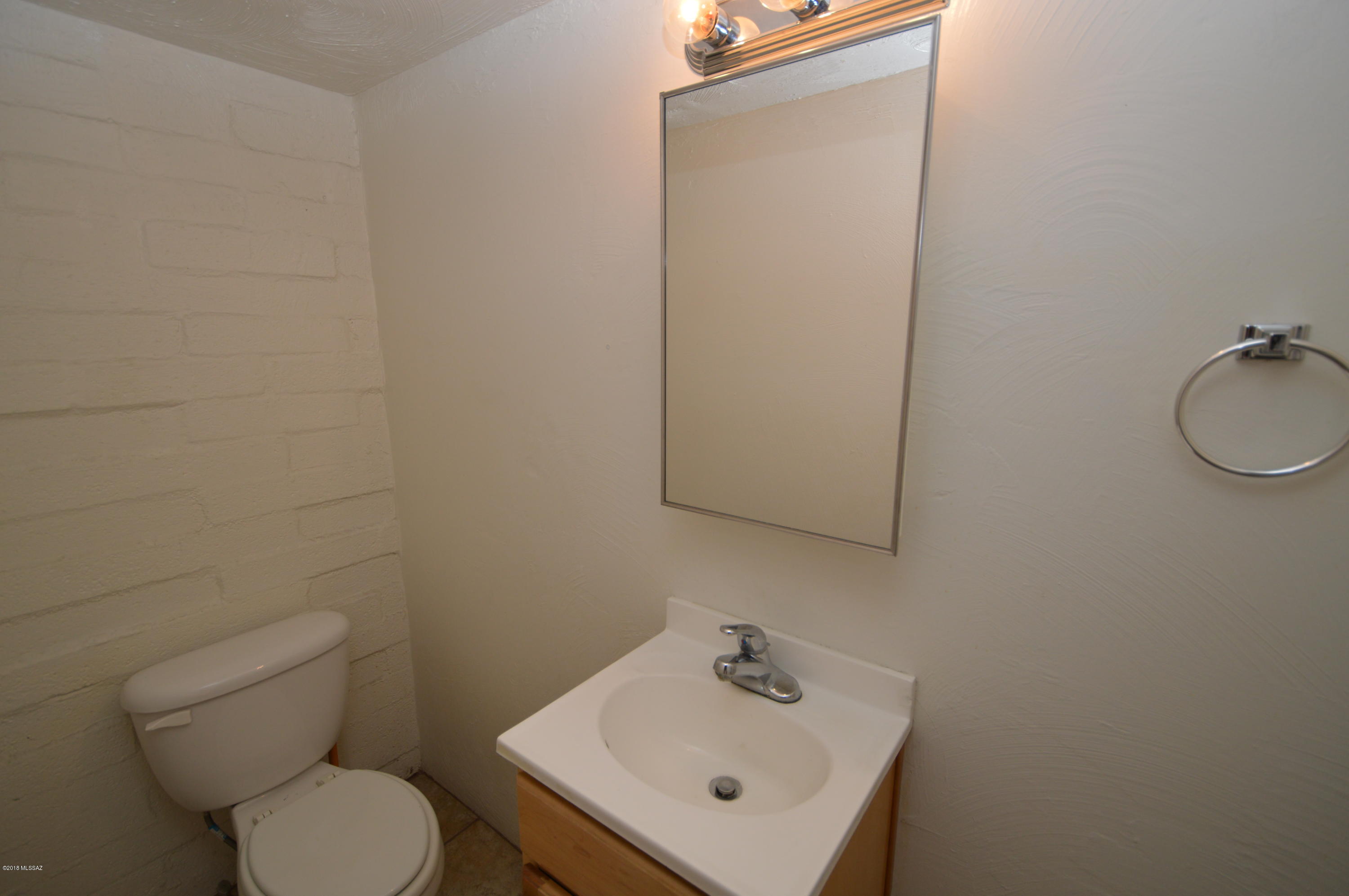 Unsubdivided - Residential Lease