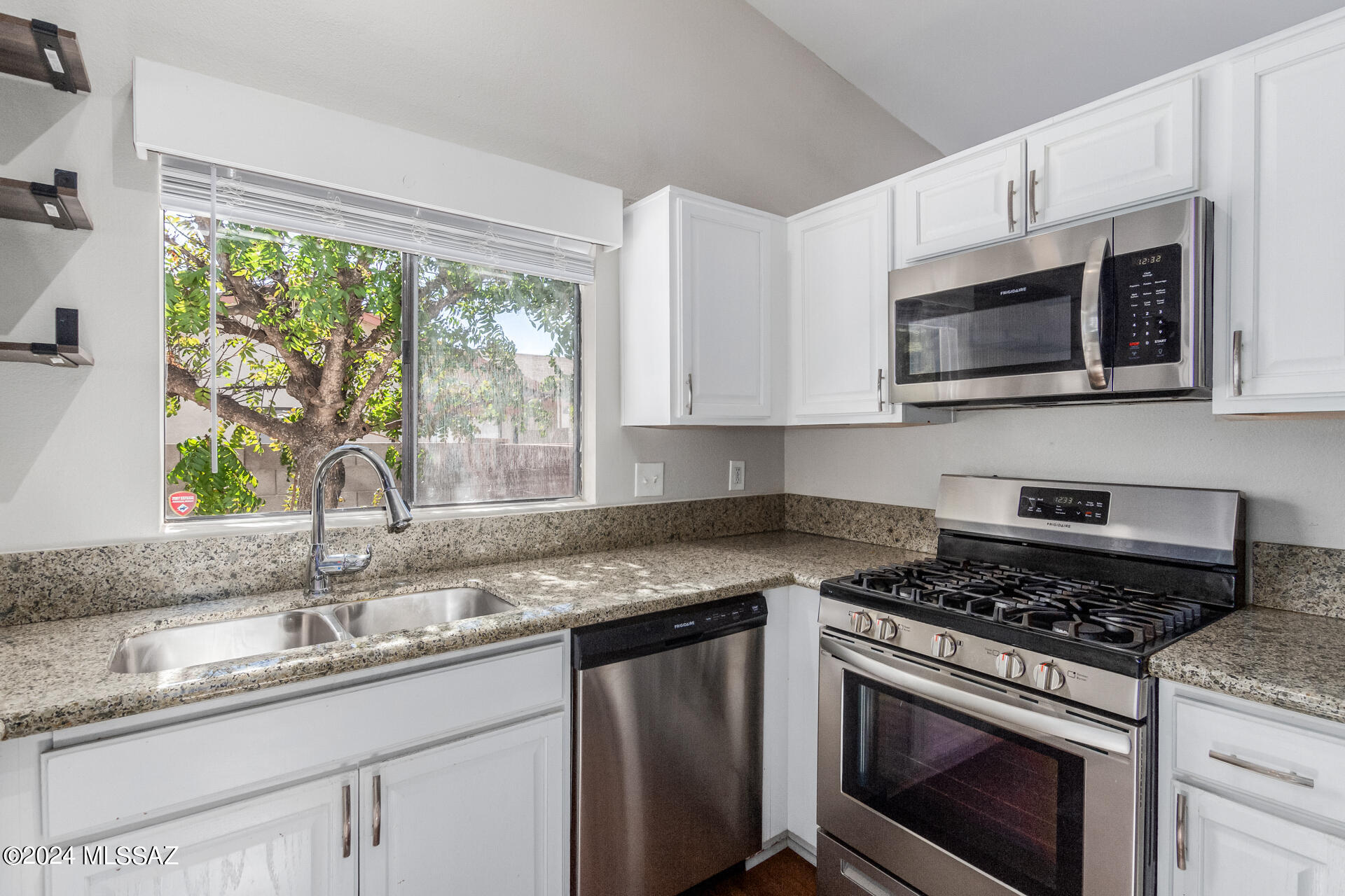 Sunset Point (112-267) - Residential